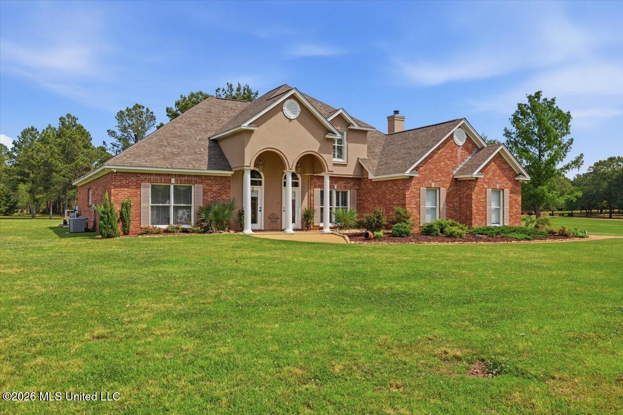 440 Cherry Hill Drive Property Photo 3