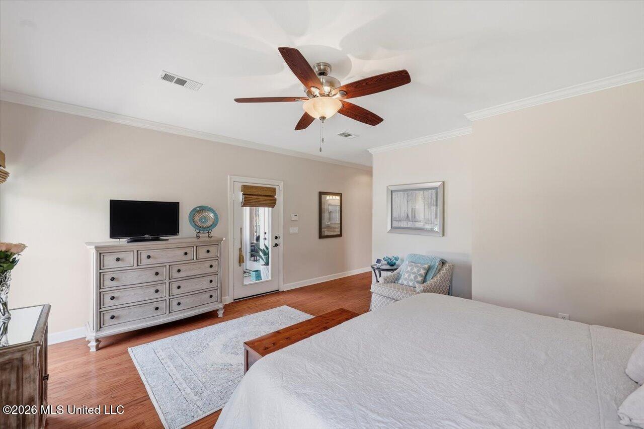 440 Cherry Hill Drive Property Photo 28