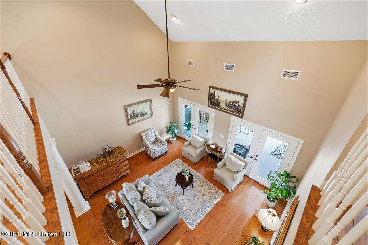 440 Cherry Hill Drive Property Photo 37