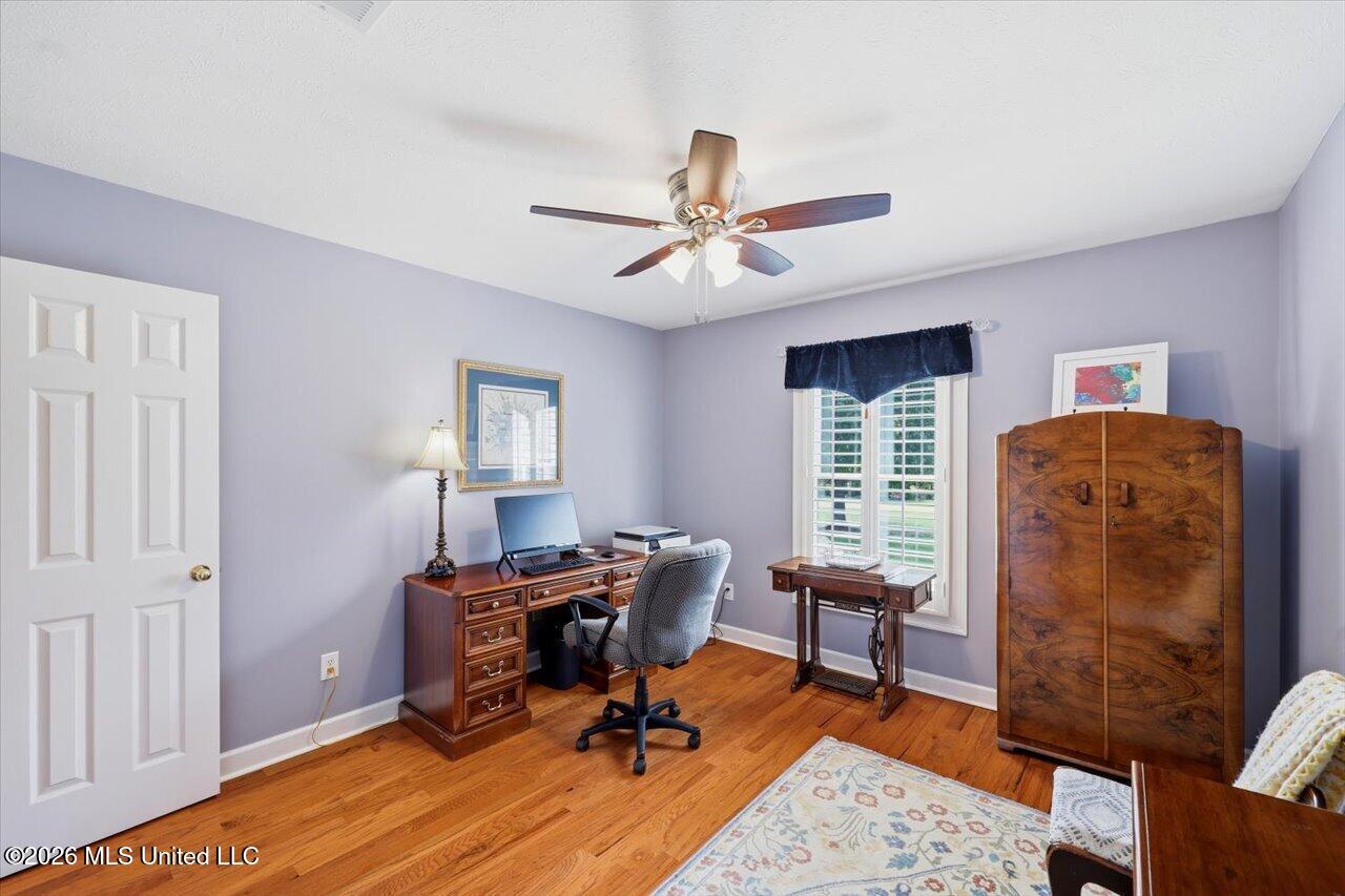 440 Cherry Hill Drive Property Photo 43