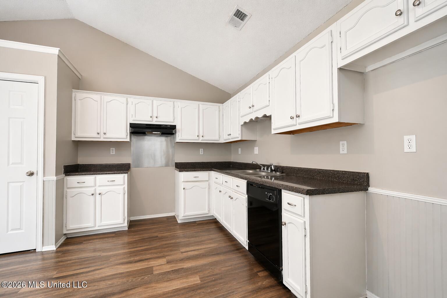 6411 Kristen Drive Property Photo 4