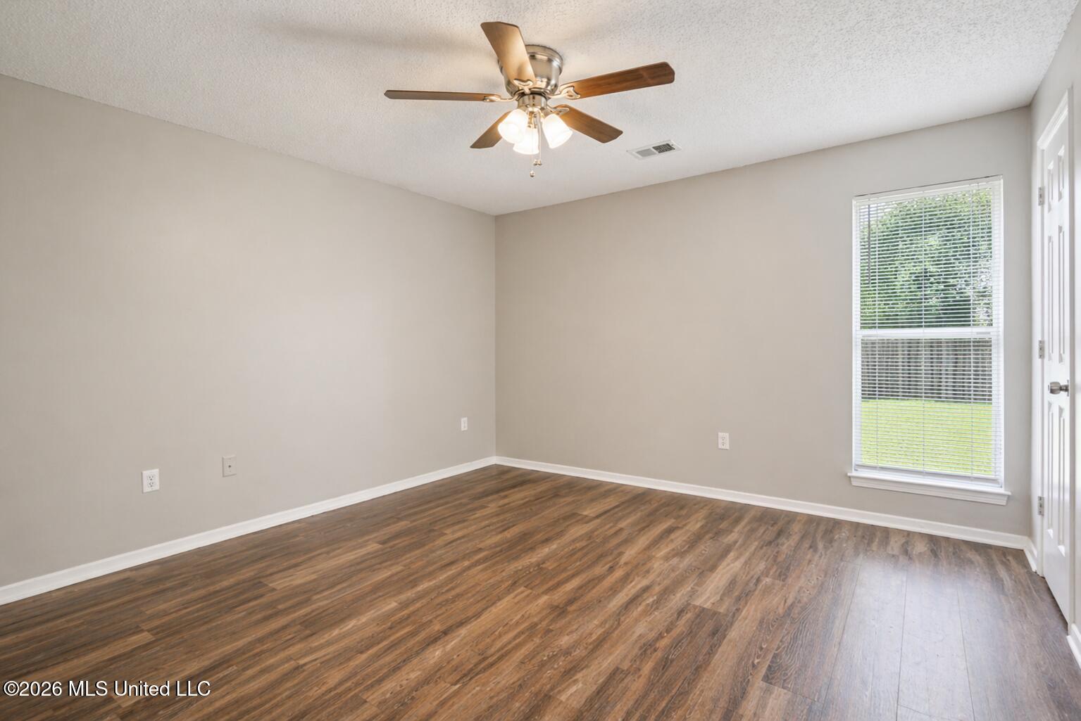6411 Kristen Drive Property Photo 6