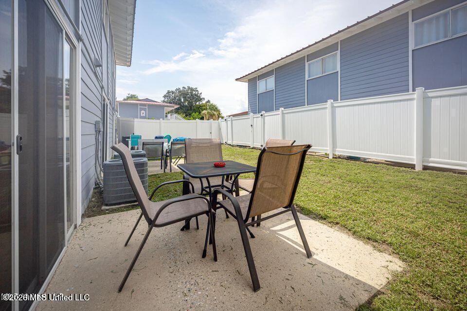 1664 Beach Boulevard Property Photo 10
