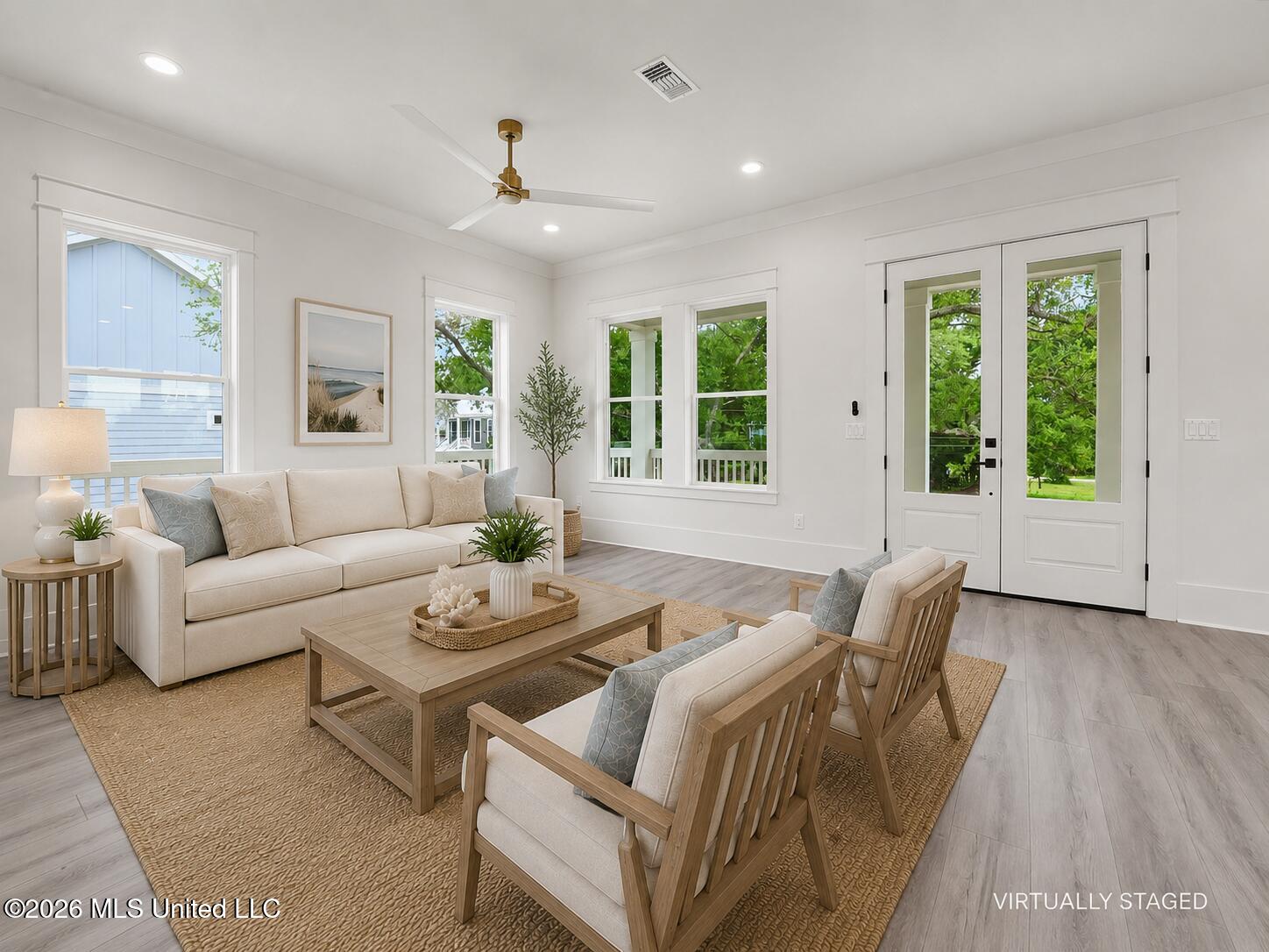 120 Beachview Drive Property Photo 8