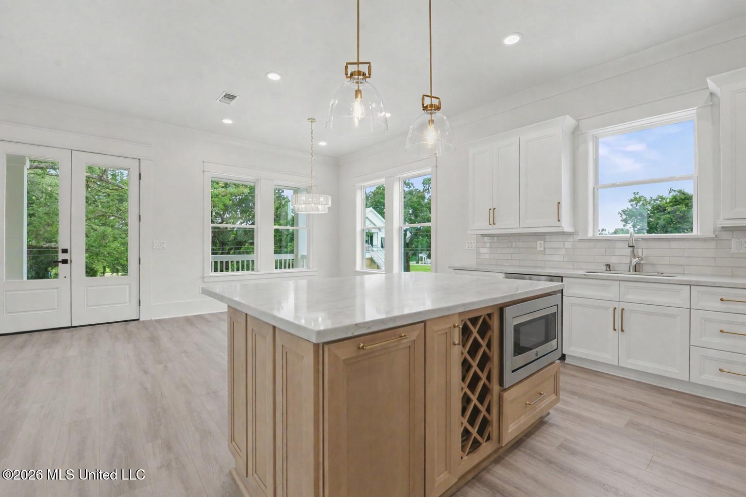 120 Beachview Drive Property Photo 14
