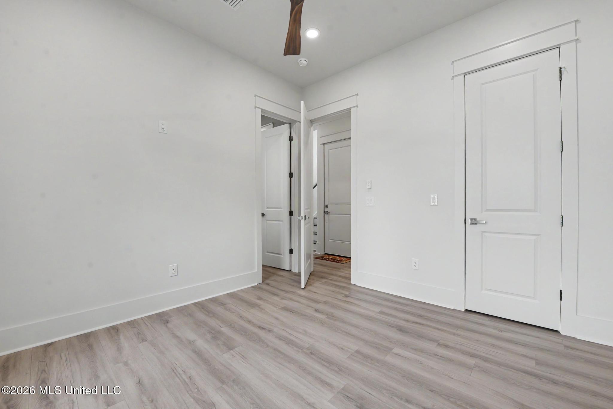 120 Beachview Drive Property Photo 30
