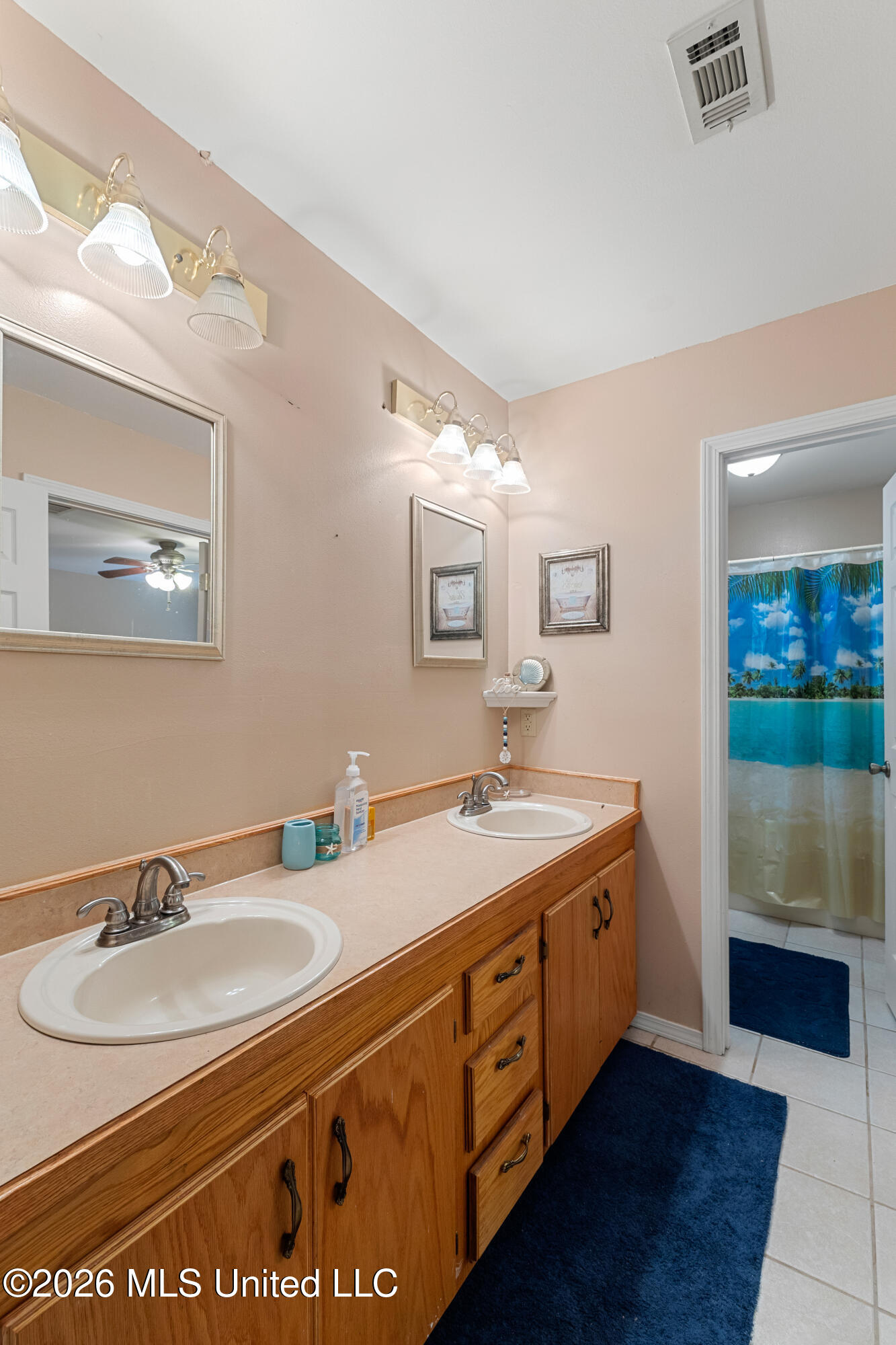 59 Thomas Lane Property Photo 13