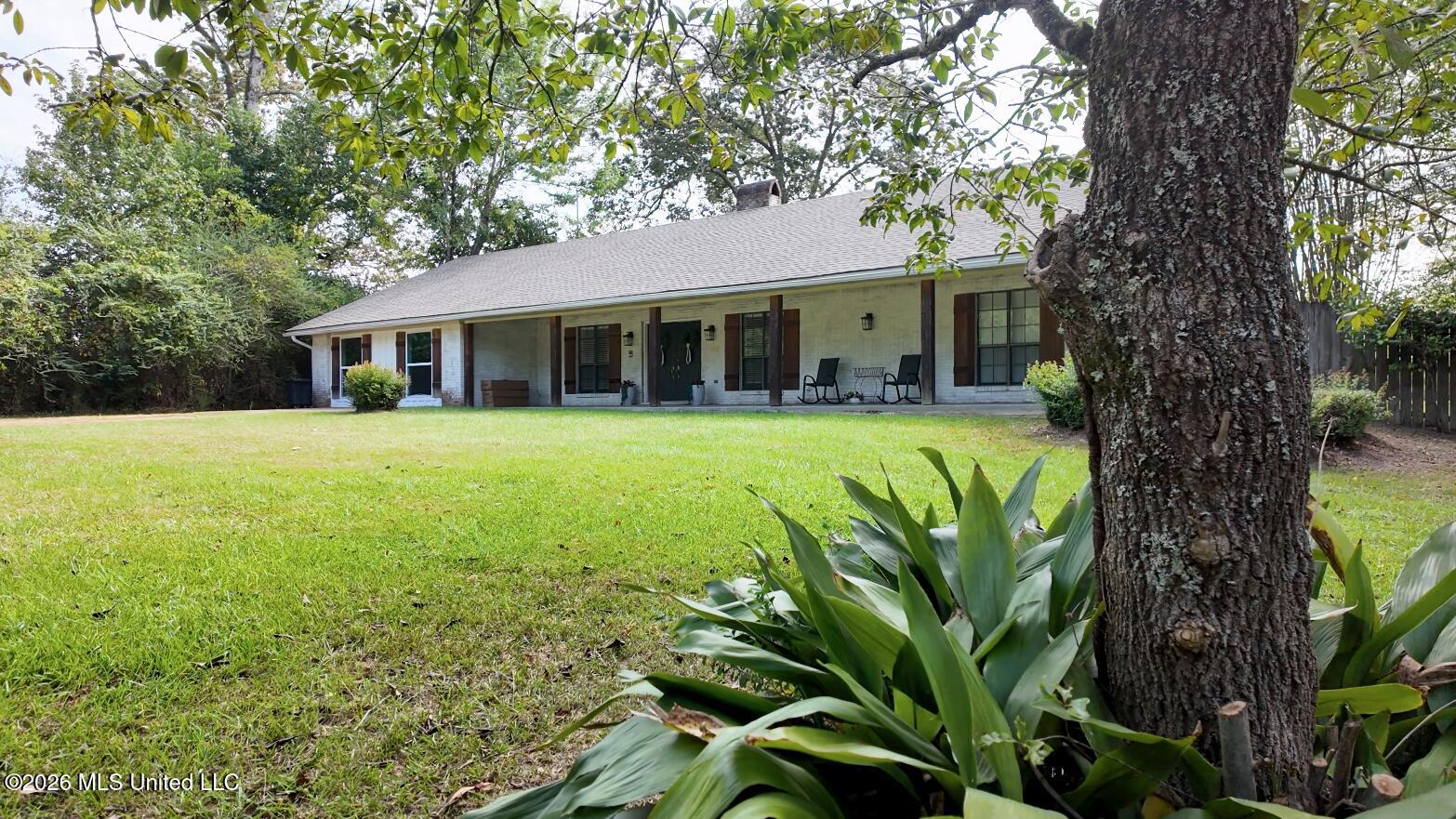 606 Mississippi 13 Property Photo 1