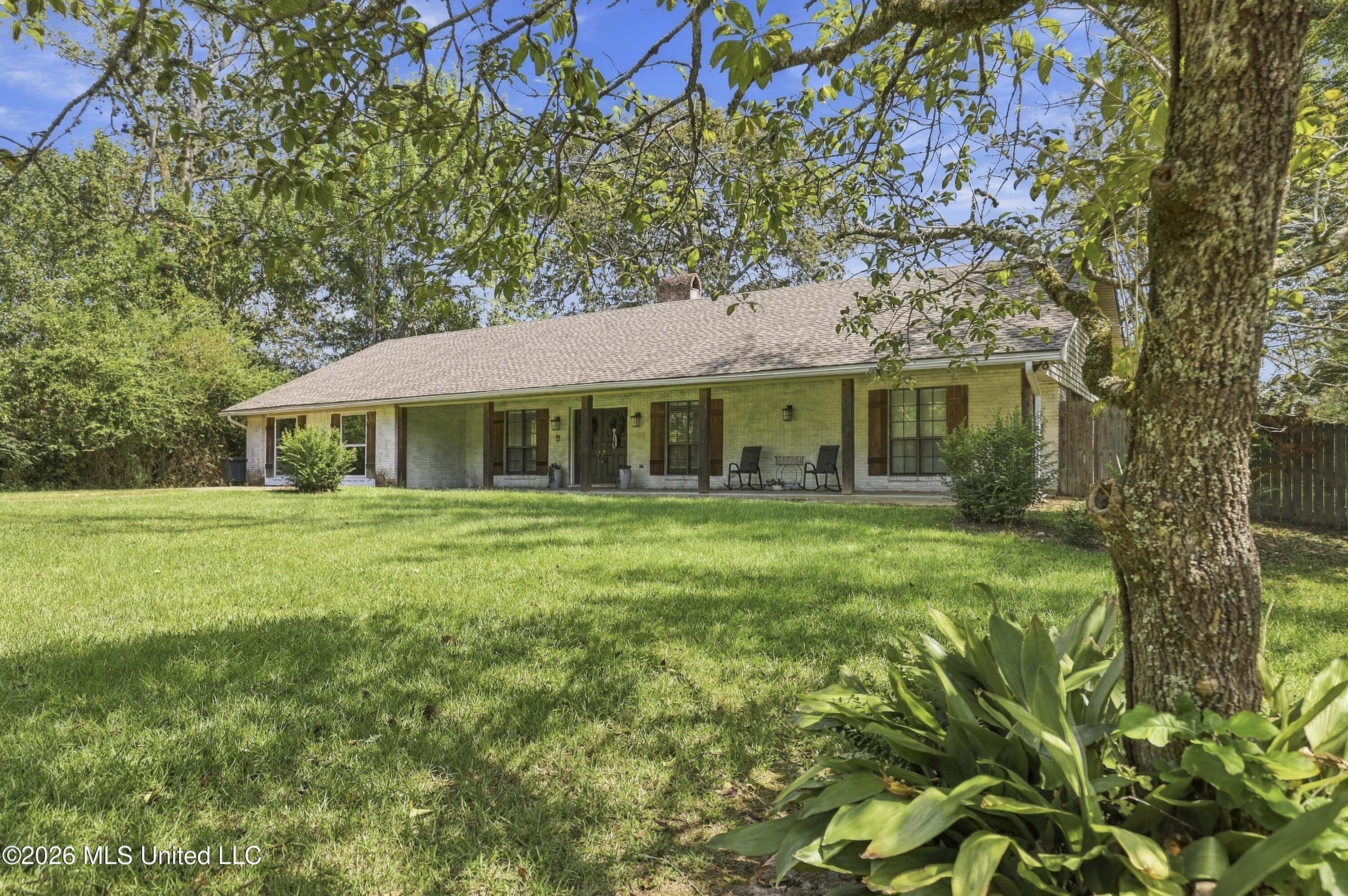 606 Mississippi 13 Property Photo 2