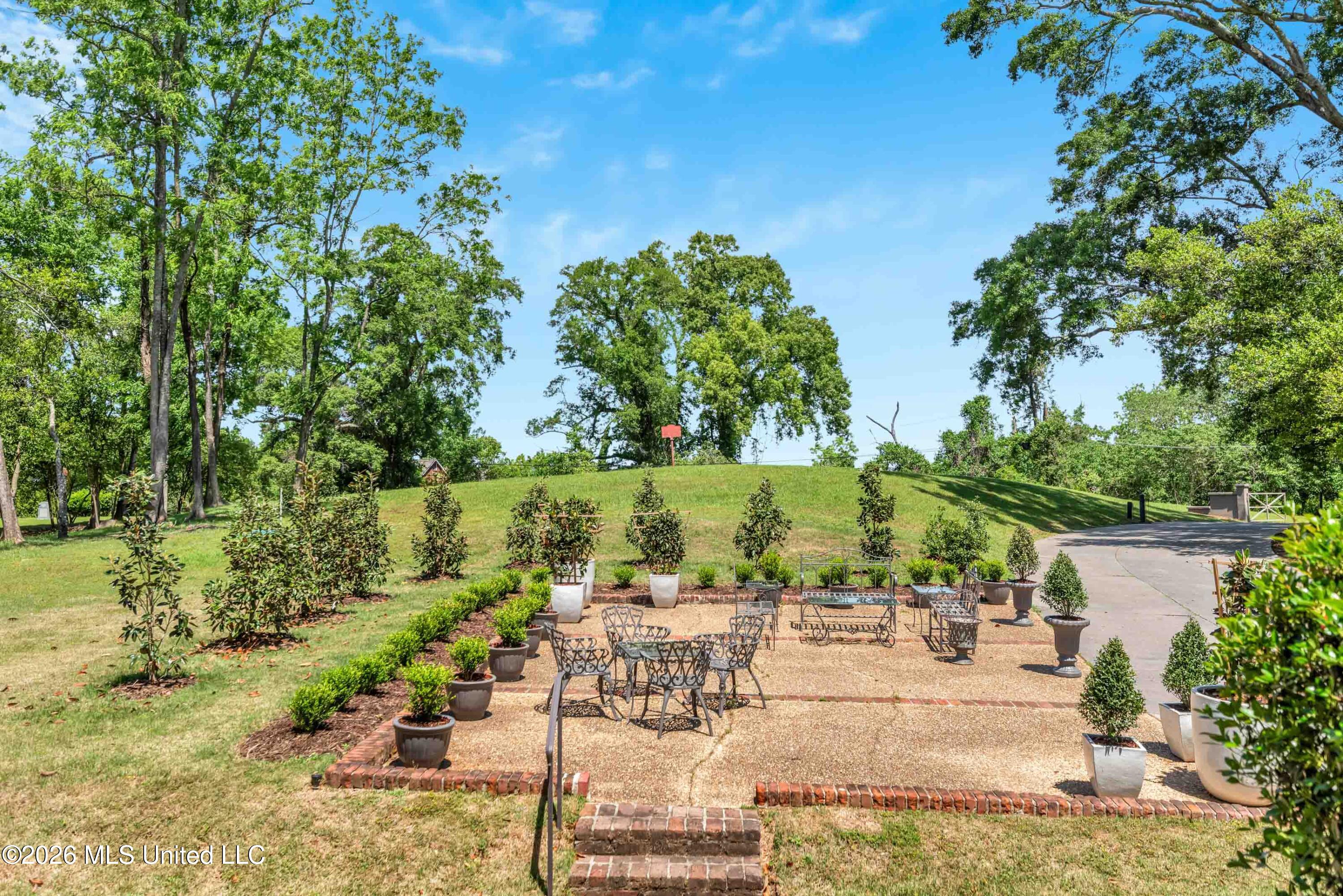 2617 Confederate Avenue Property Photo 67