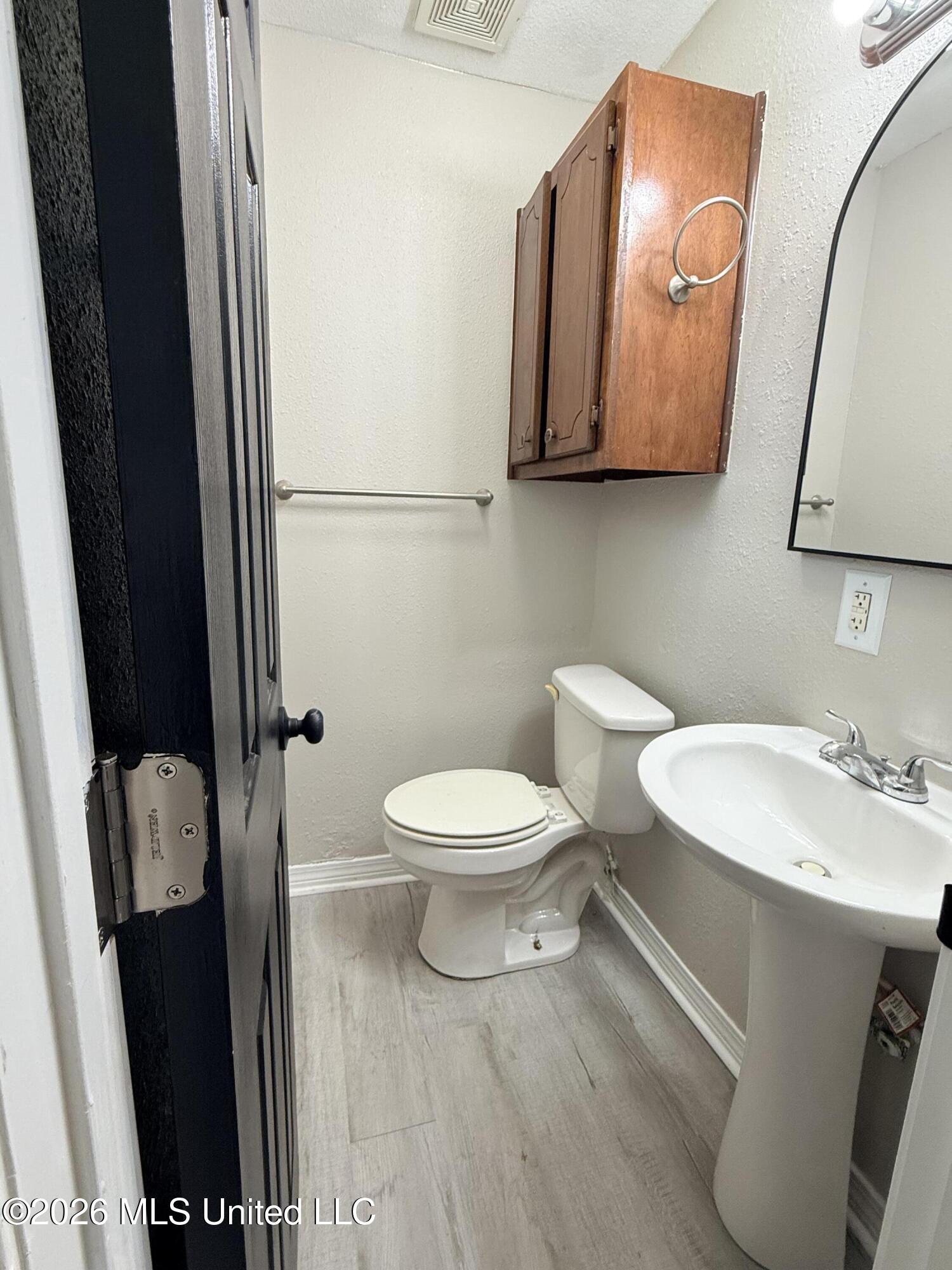 6236 Frederick Street Property Photo 7