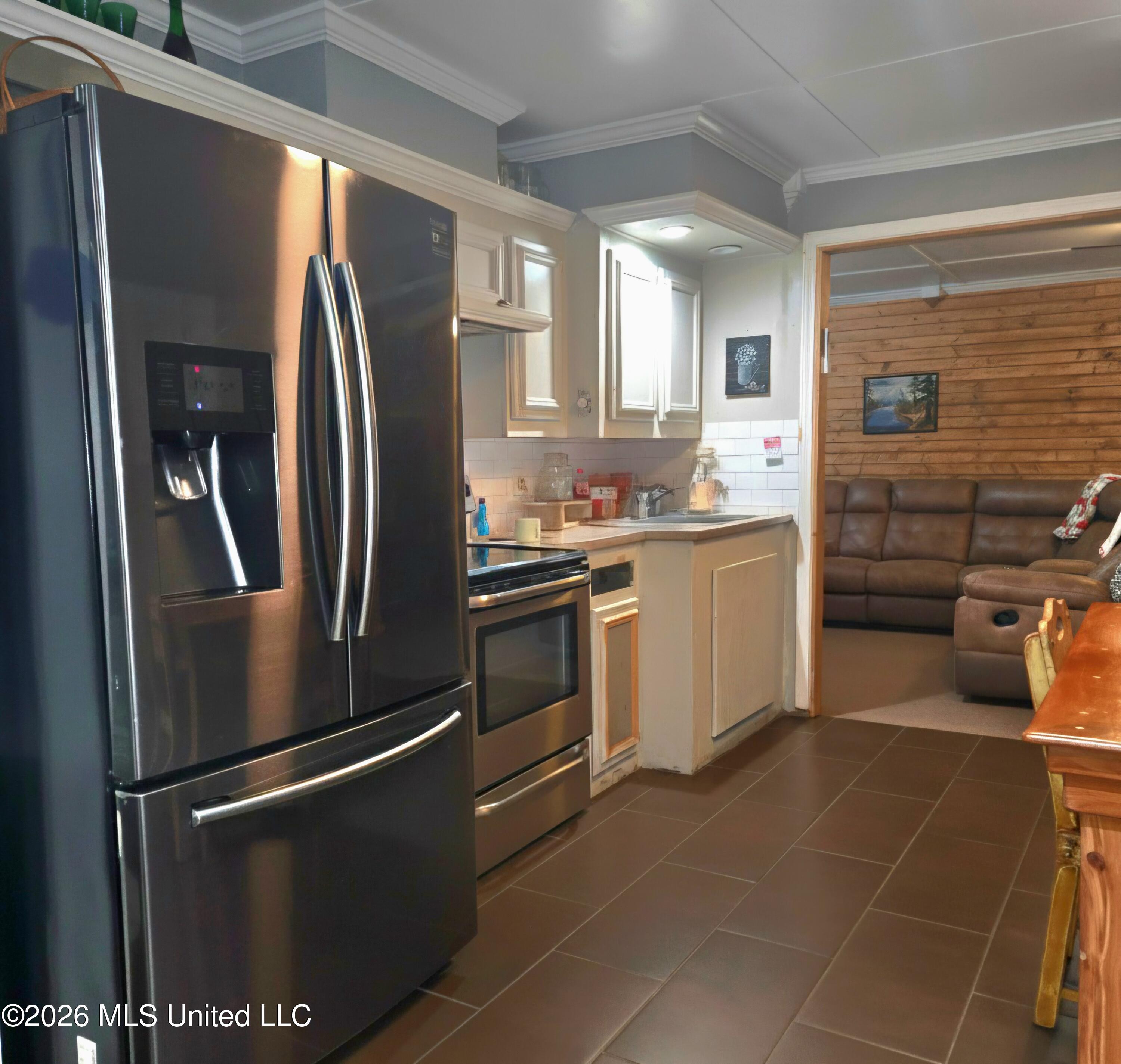 131 Campbell Road Property Photo 3