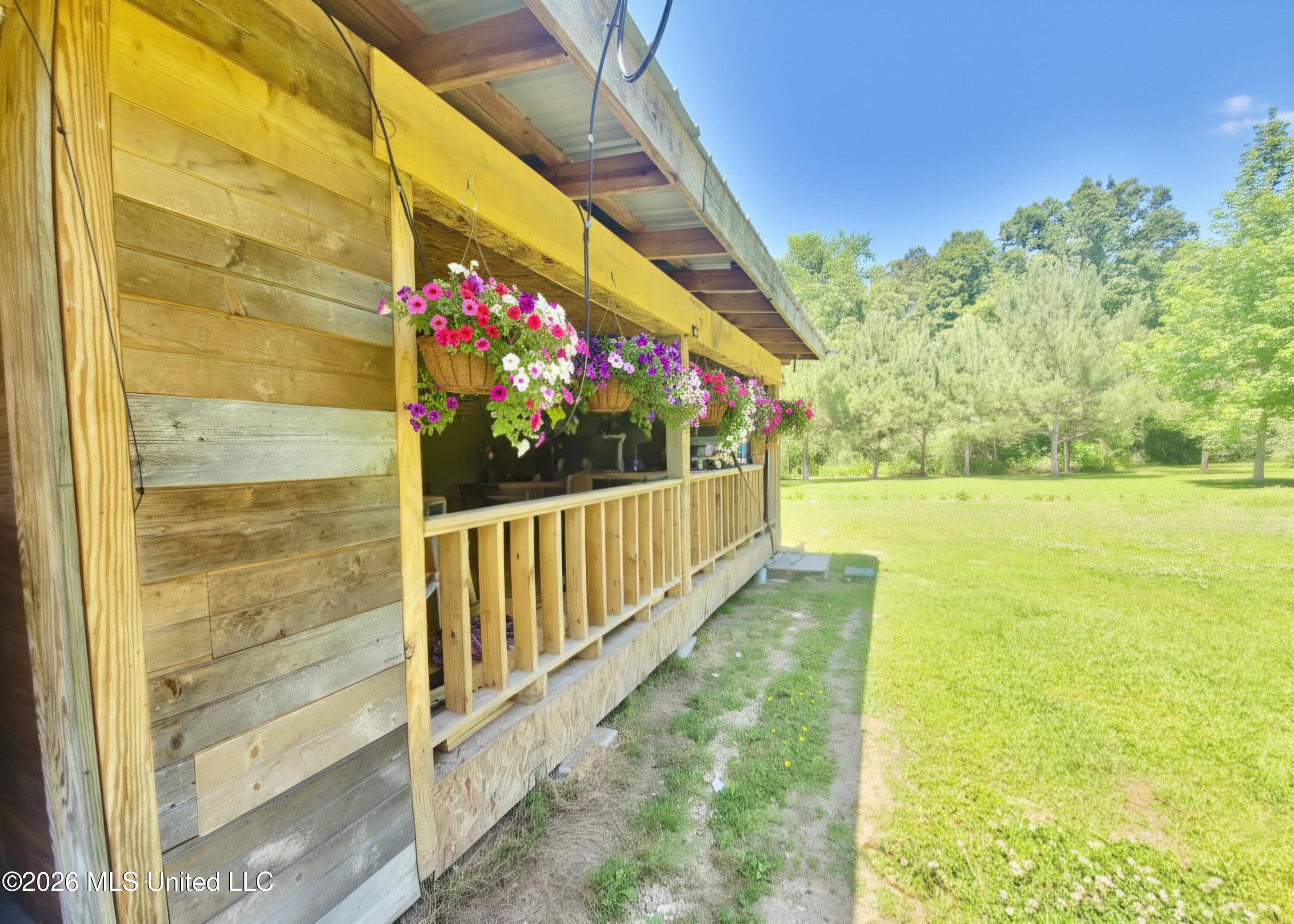 131 Campbell Road Property Photo 8