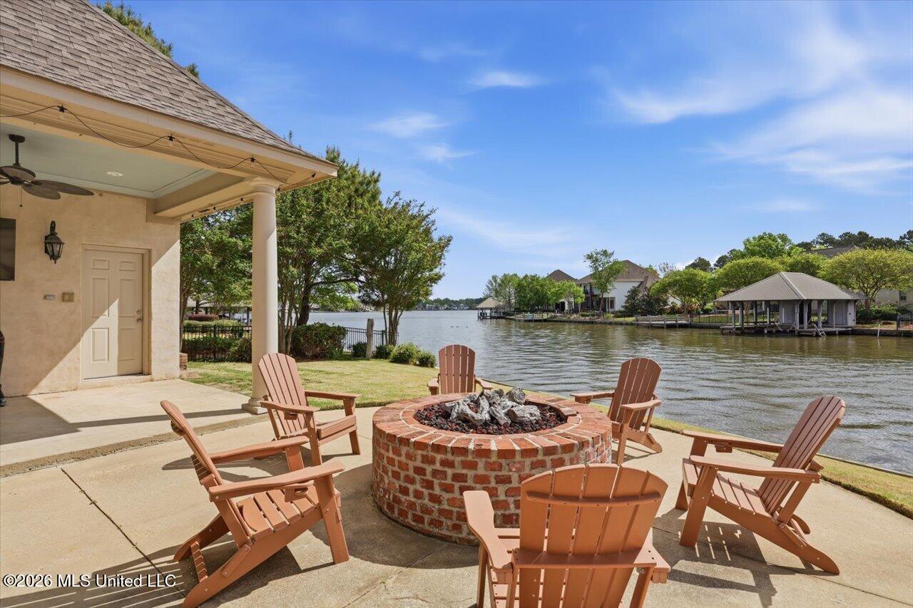 136 Chadwyck Place Property Photo 45