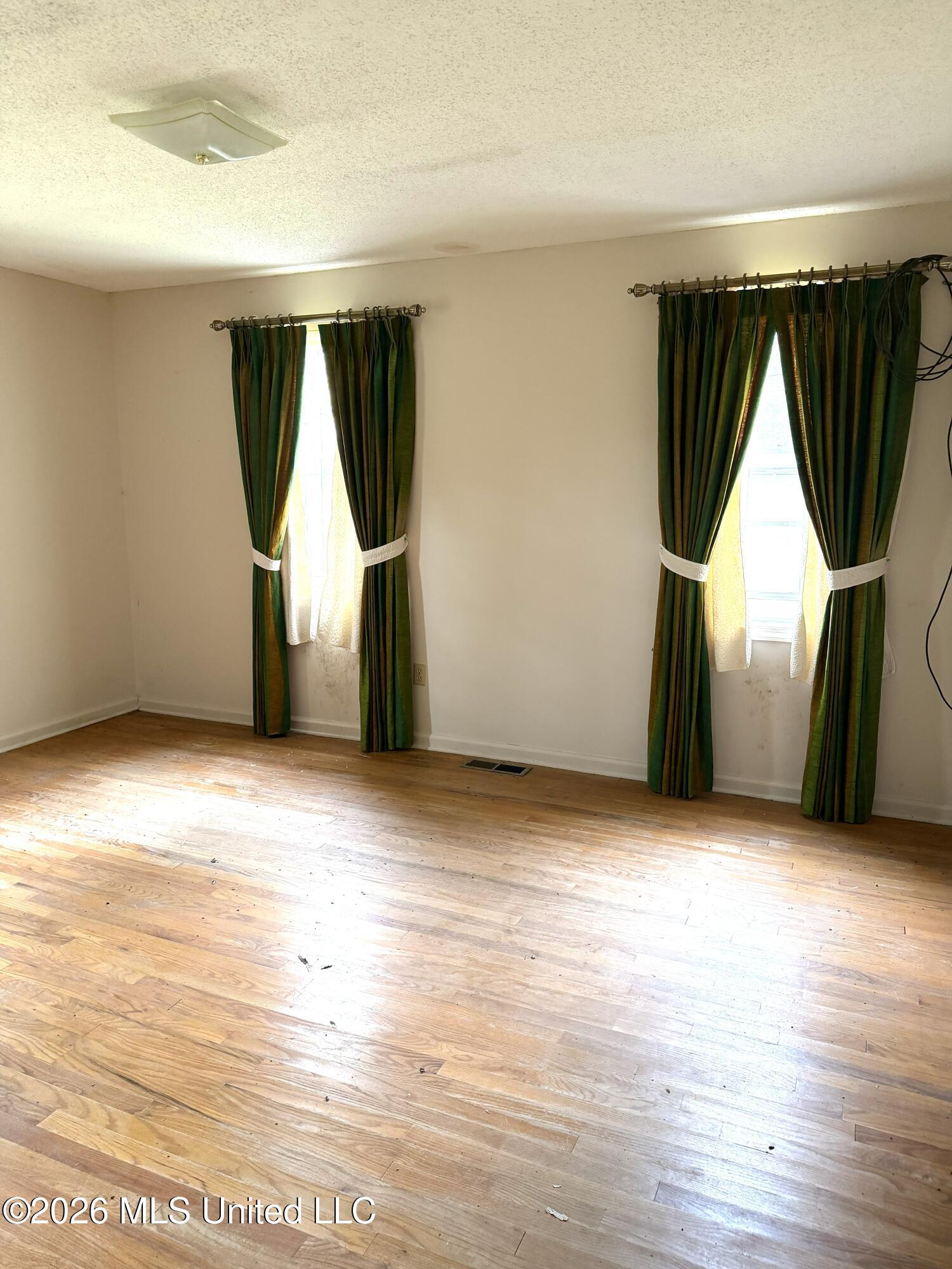 136 Weaver Drive Property Photo 6