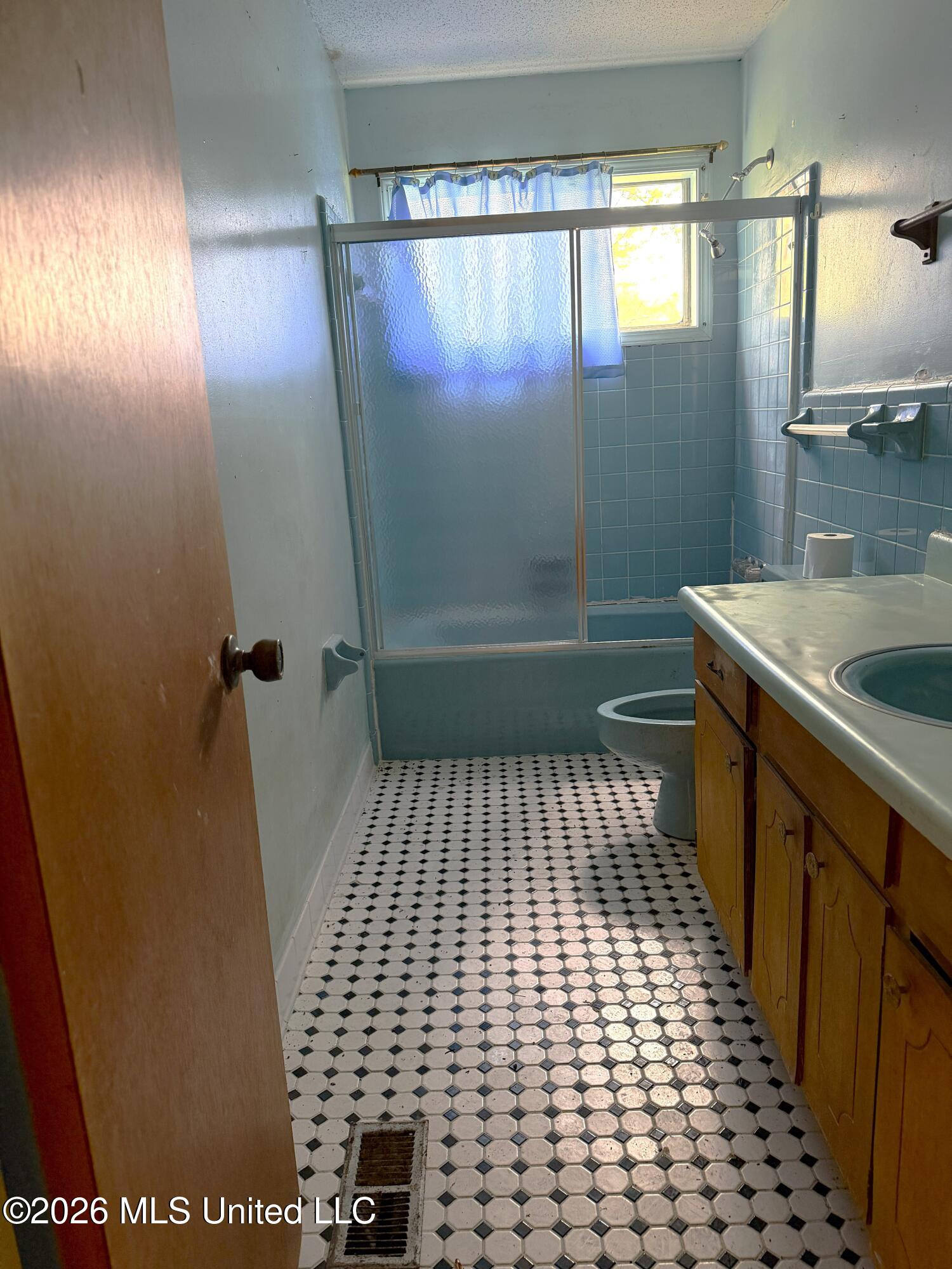 136 Weaver Drive Property Photo 18