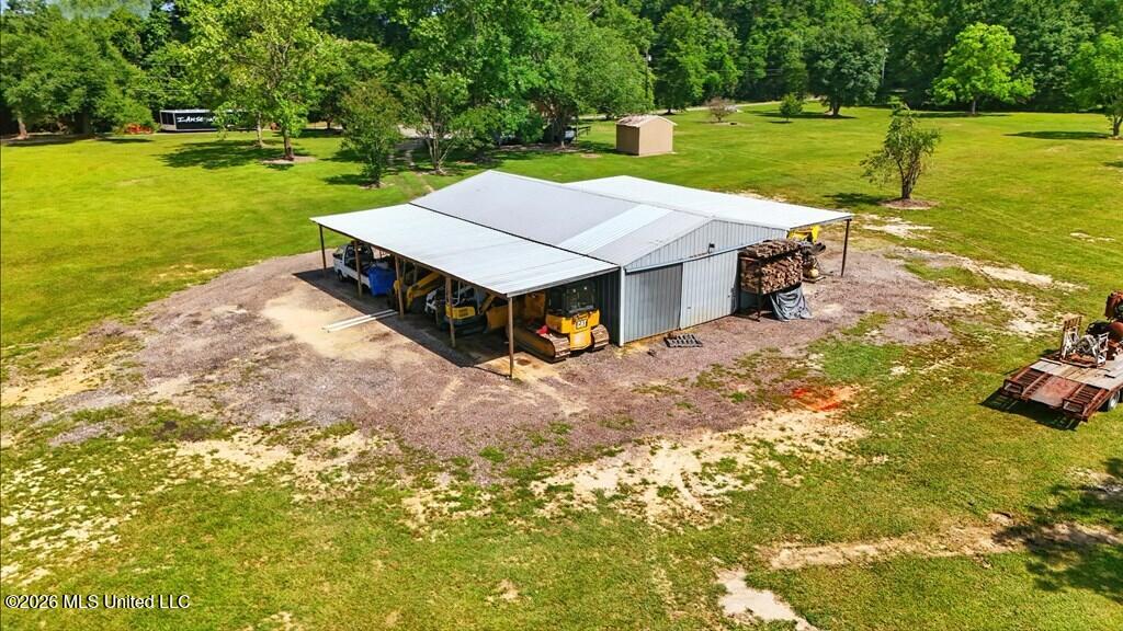 271 Bobby Lane Property Photo 5