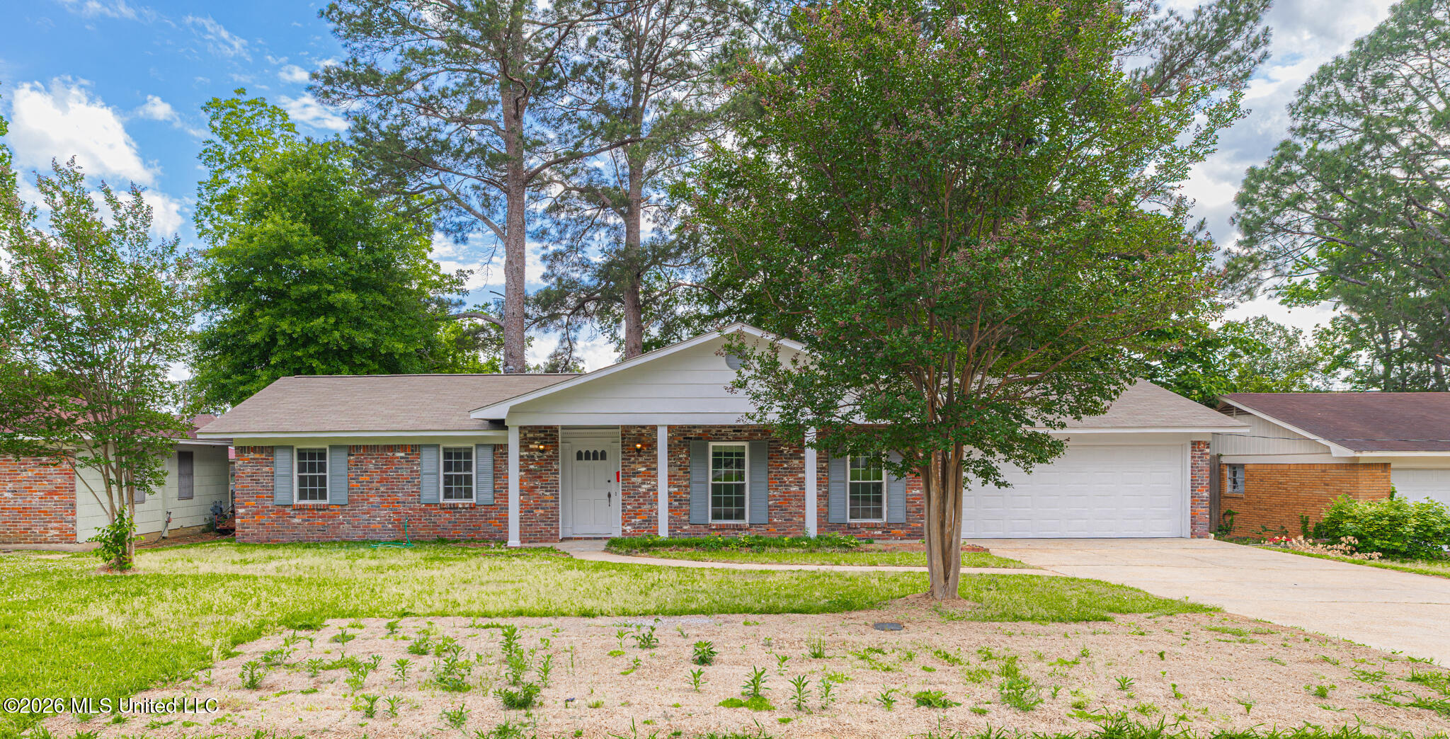 1117 Plantation Boulevard Property Photo 1