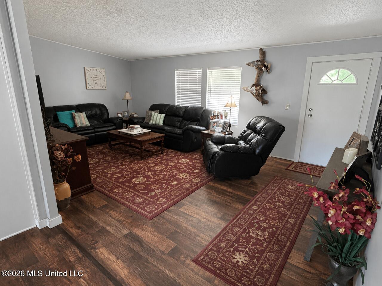 1265 Vfw Road Property Photo 3
