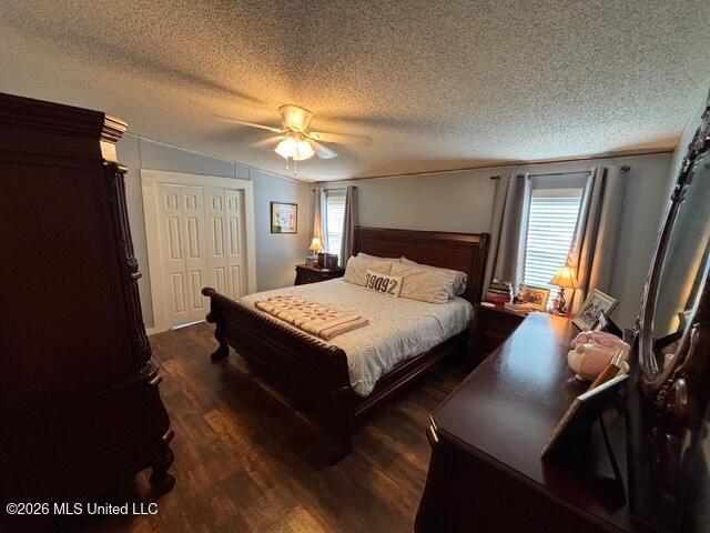1265 Vfw Road Property Photo 5