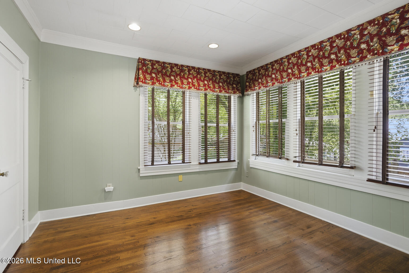 622 Broadway Avenue Property Photo 27