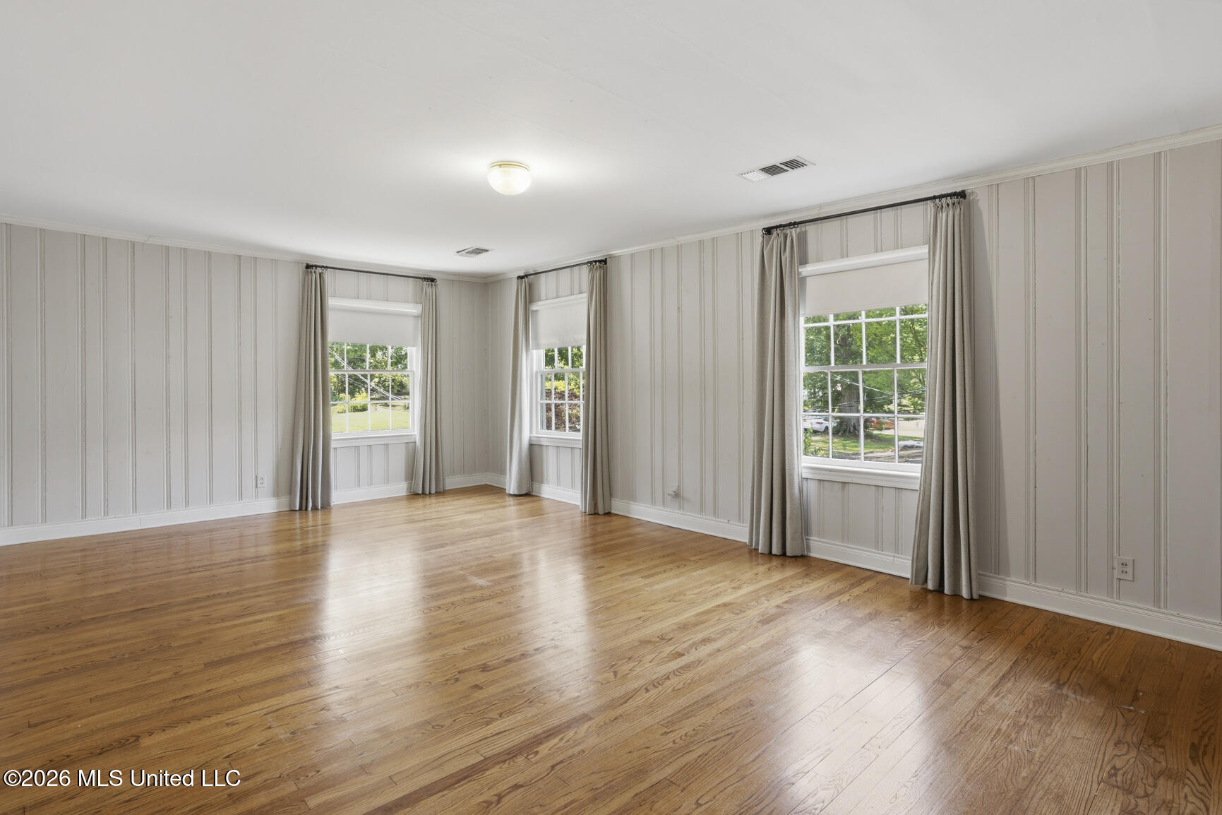 622 Broadway Avenue Property Photo 29