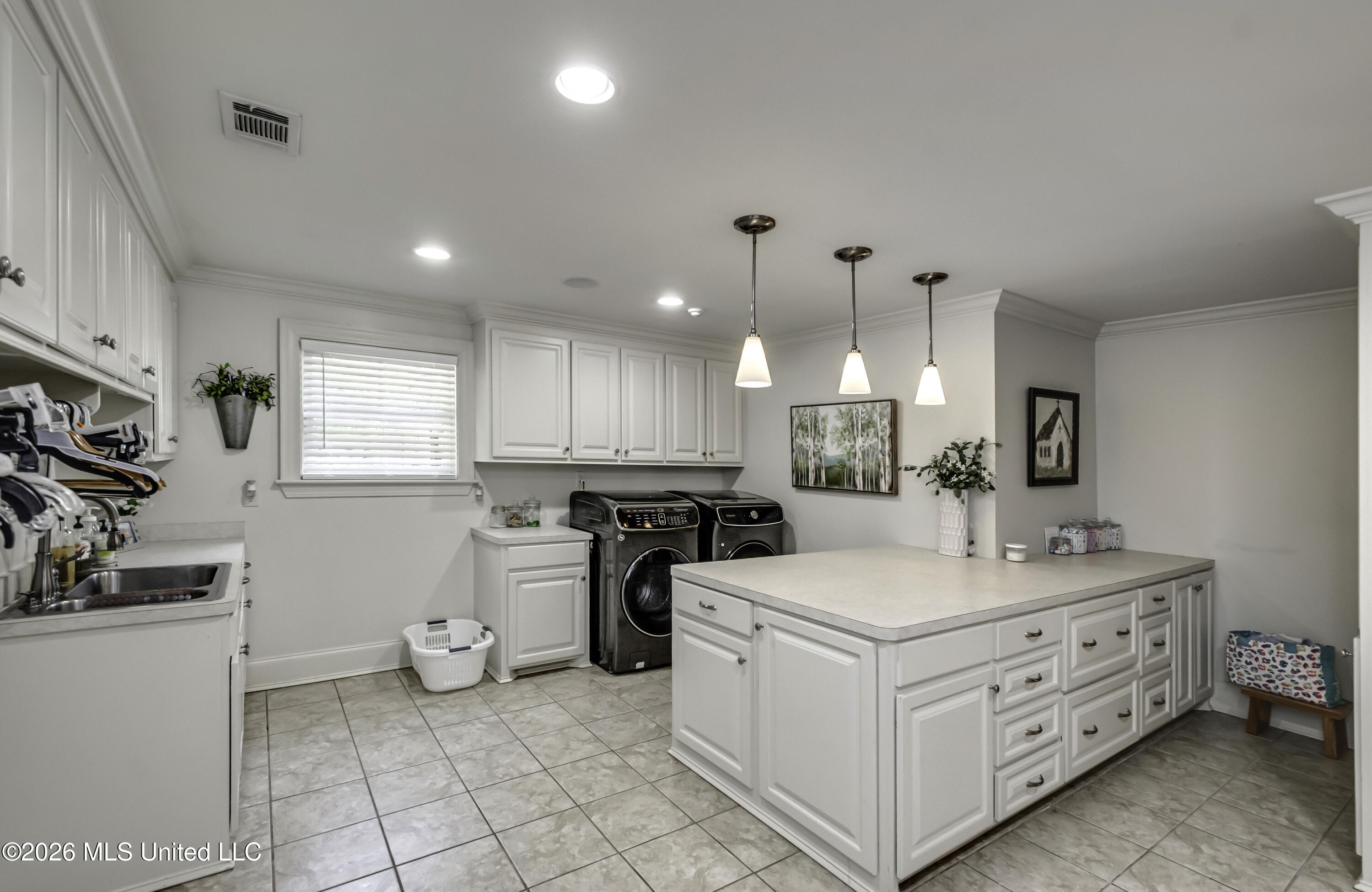 121 Johnstone Drive Property Photo 30