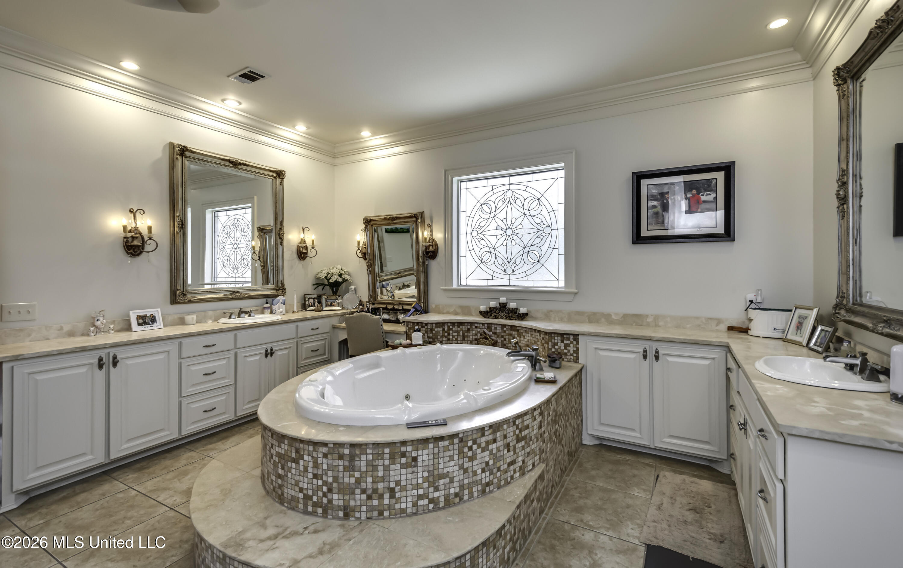 121 Johnstone Drive Property Photo 41