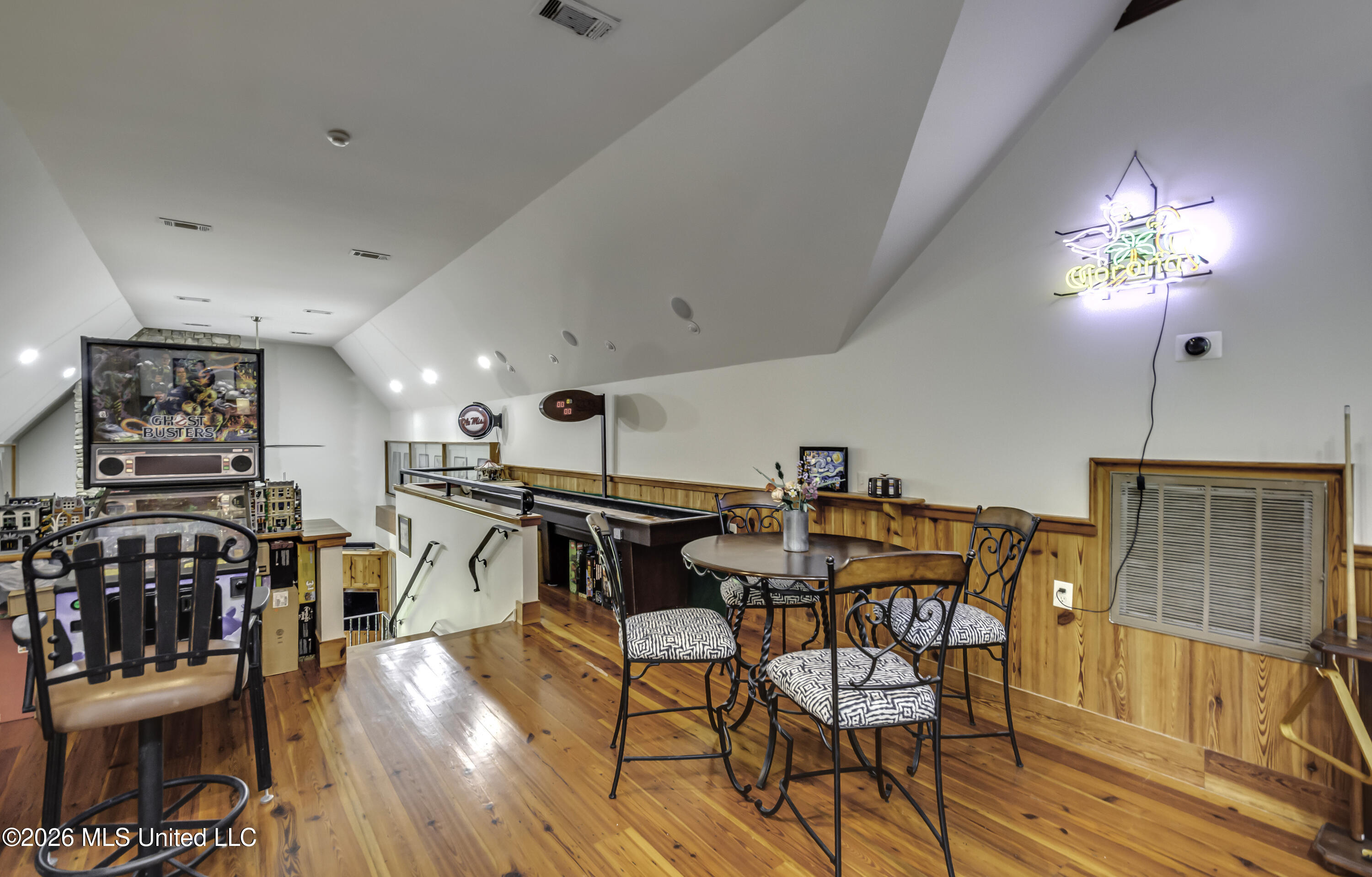 121 Johnstone Drive Property Photo 64