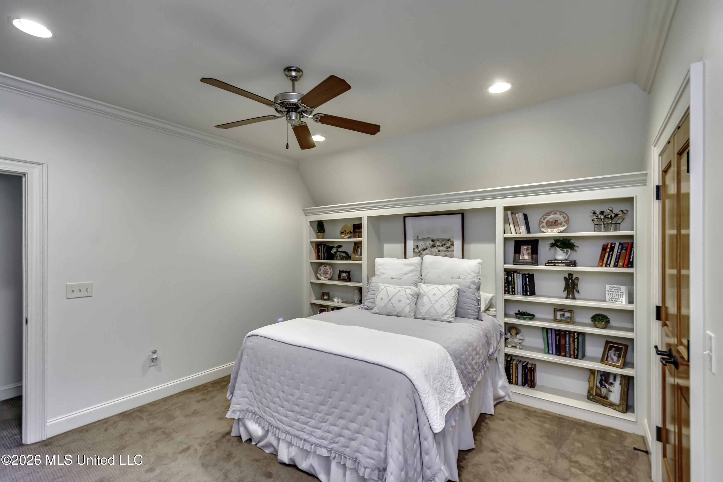 121 Johnstone Drive Property Photo 74