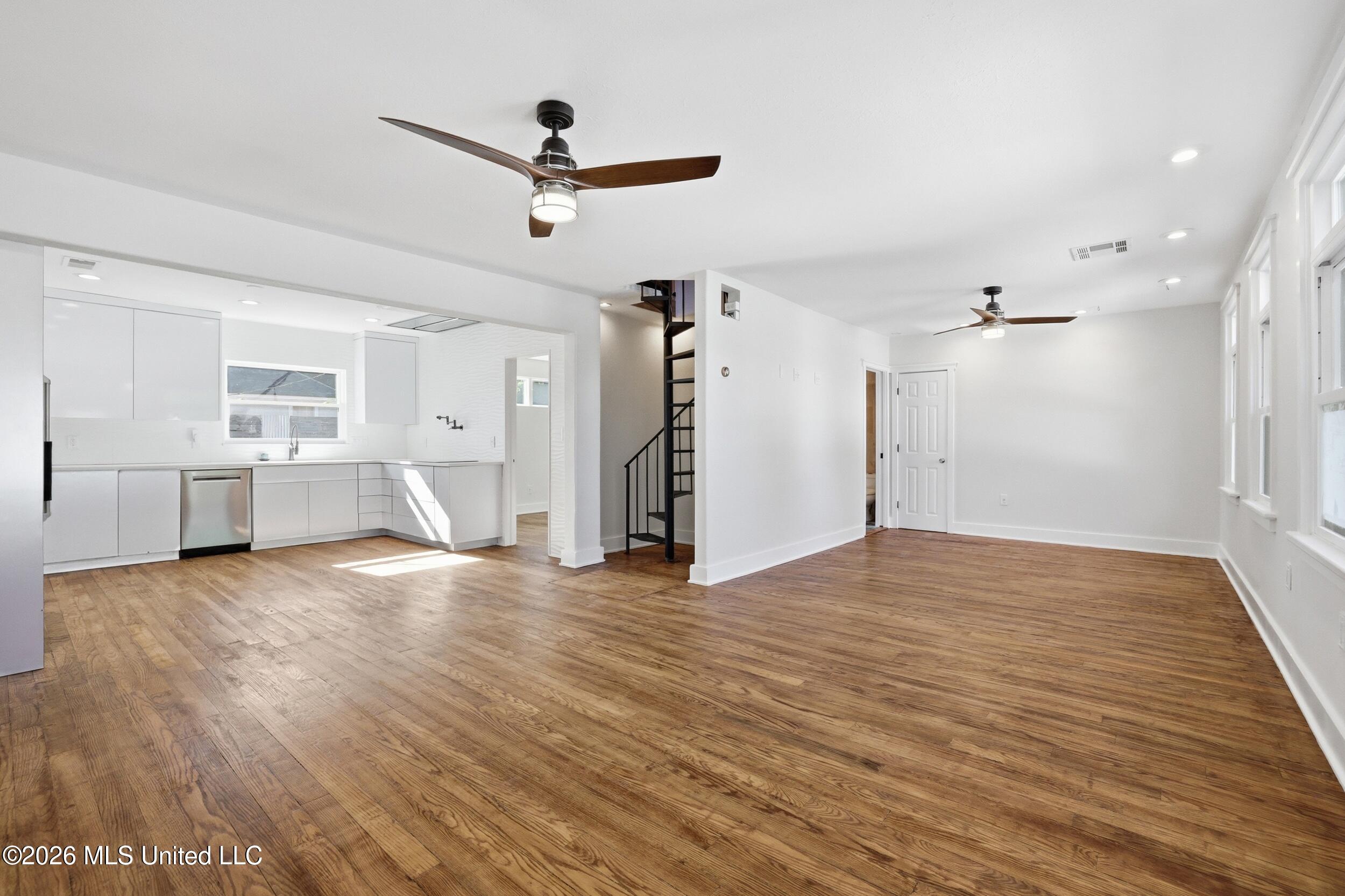 137 Keesler Circle Property Photo 8