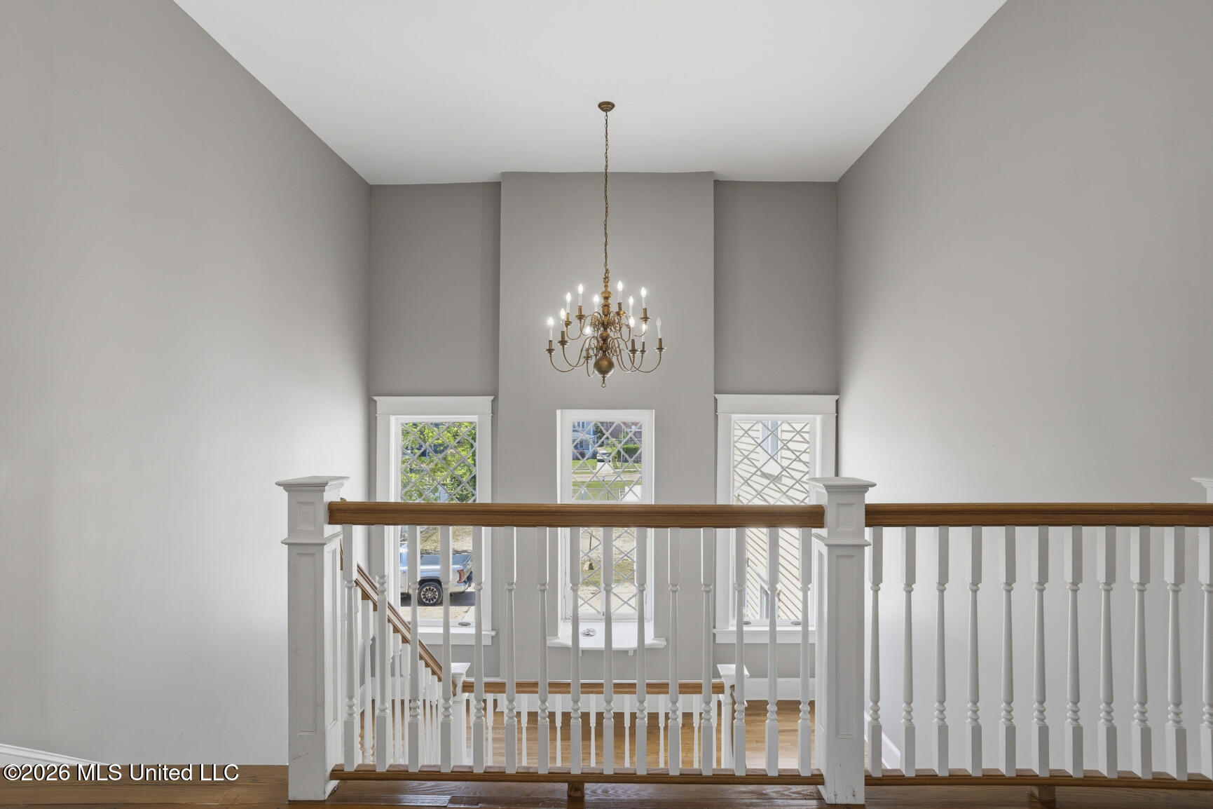 737 N State Street Property Photo 17