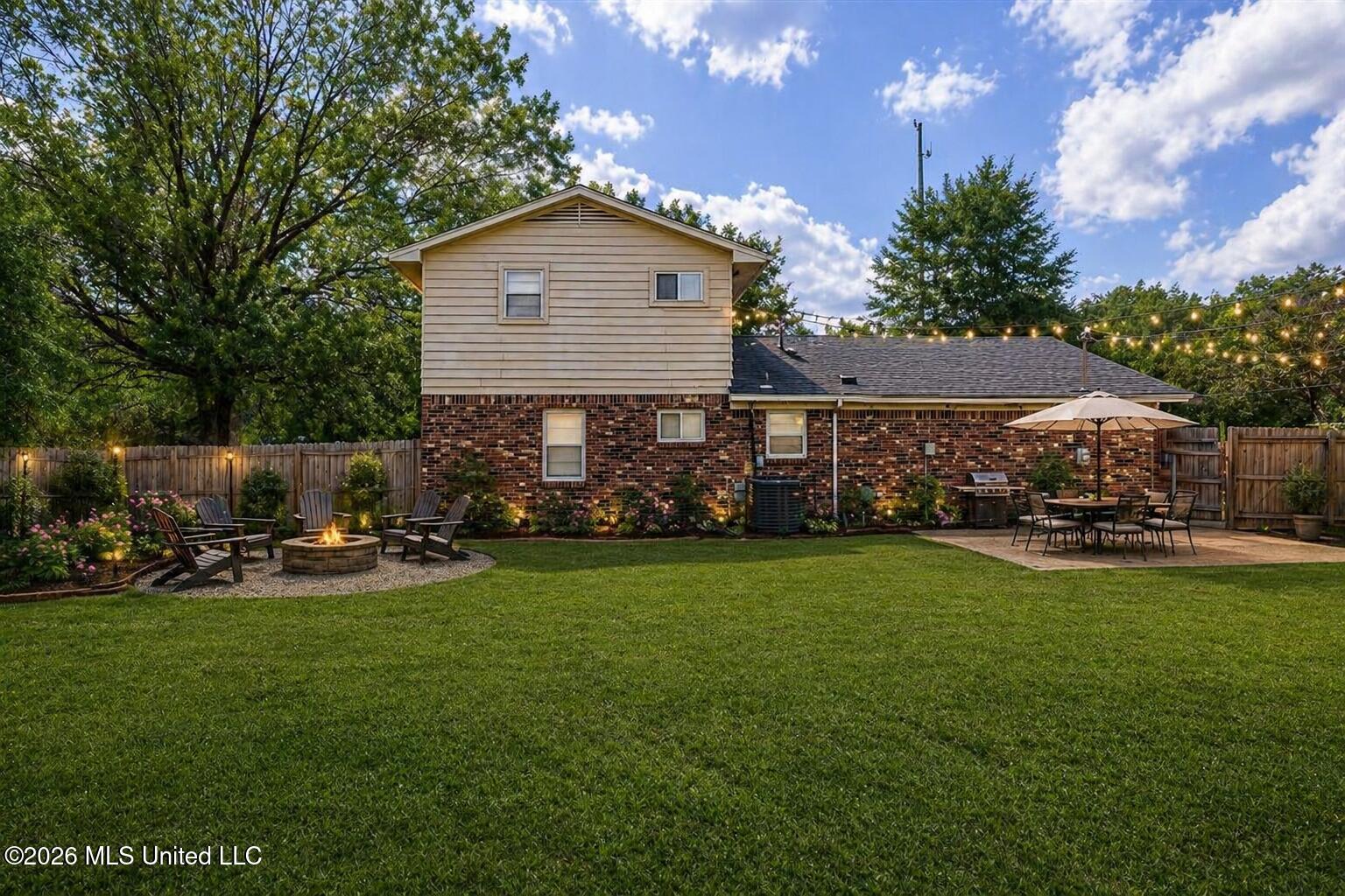 485 Gordon Drive Property Photo 35