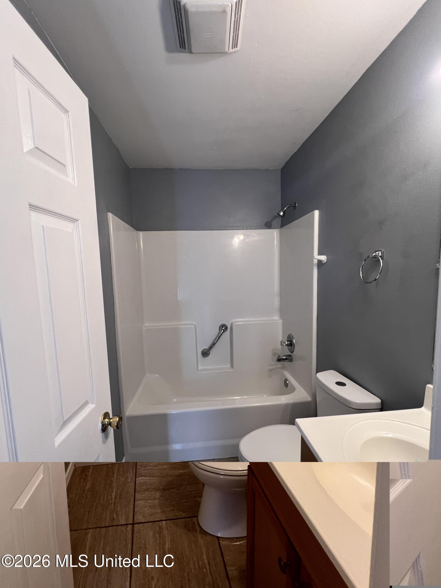 1513 34th Avenue Property Photo 4