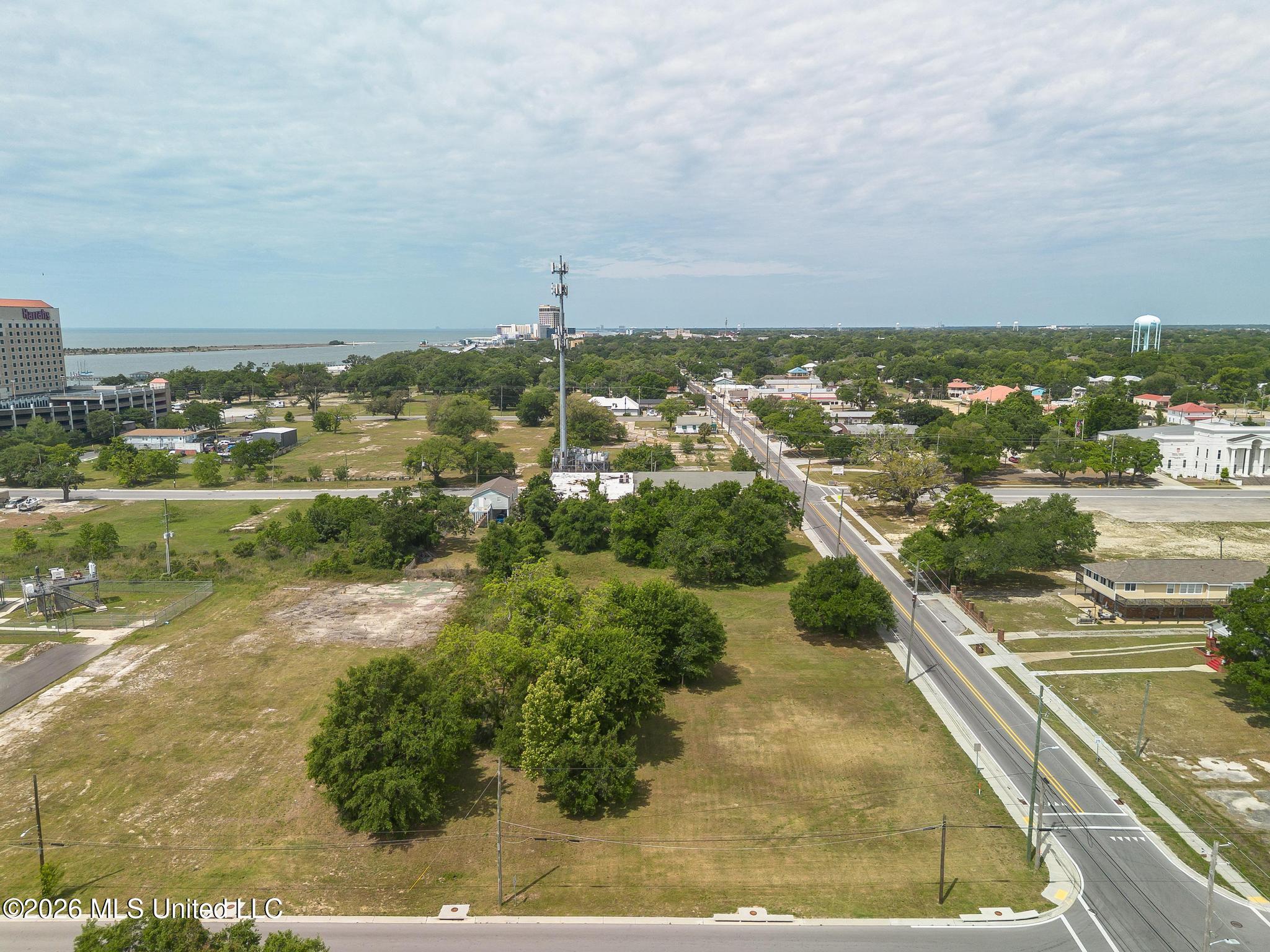 239 Howard Avenue Property Photo 5