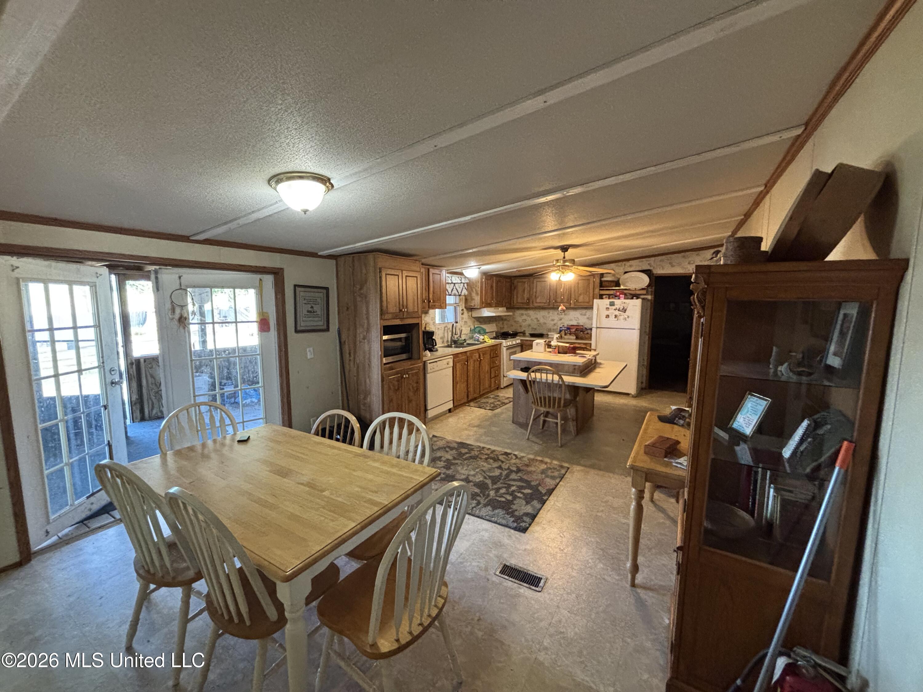 Sparta Road Property Photo 14