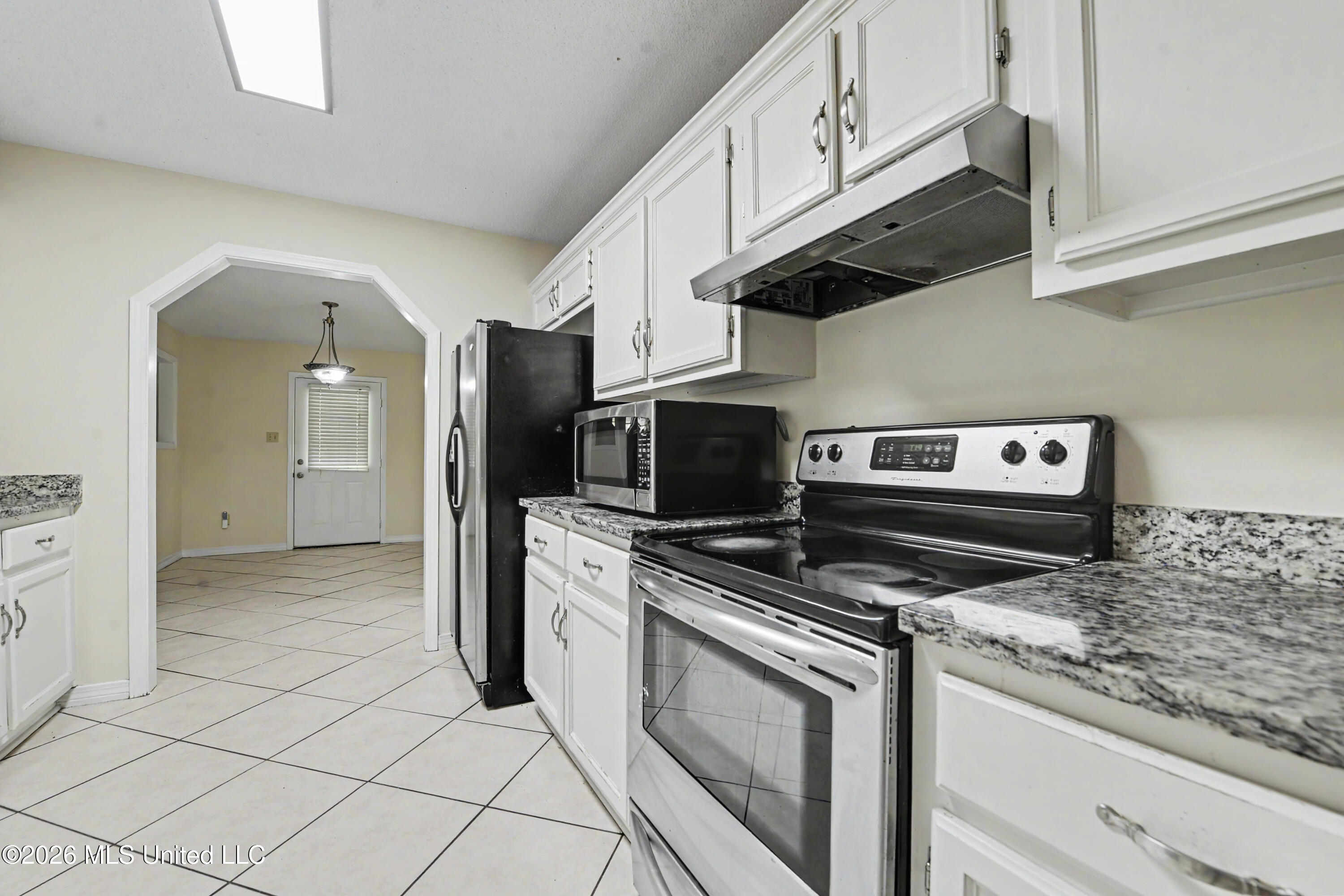 3304 N 8th Street Property Photo 7