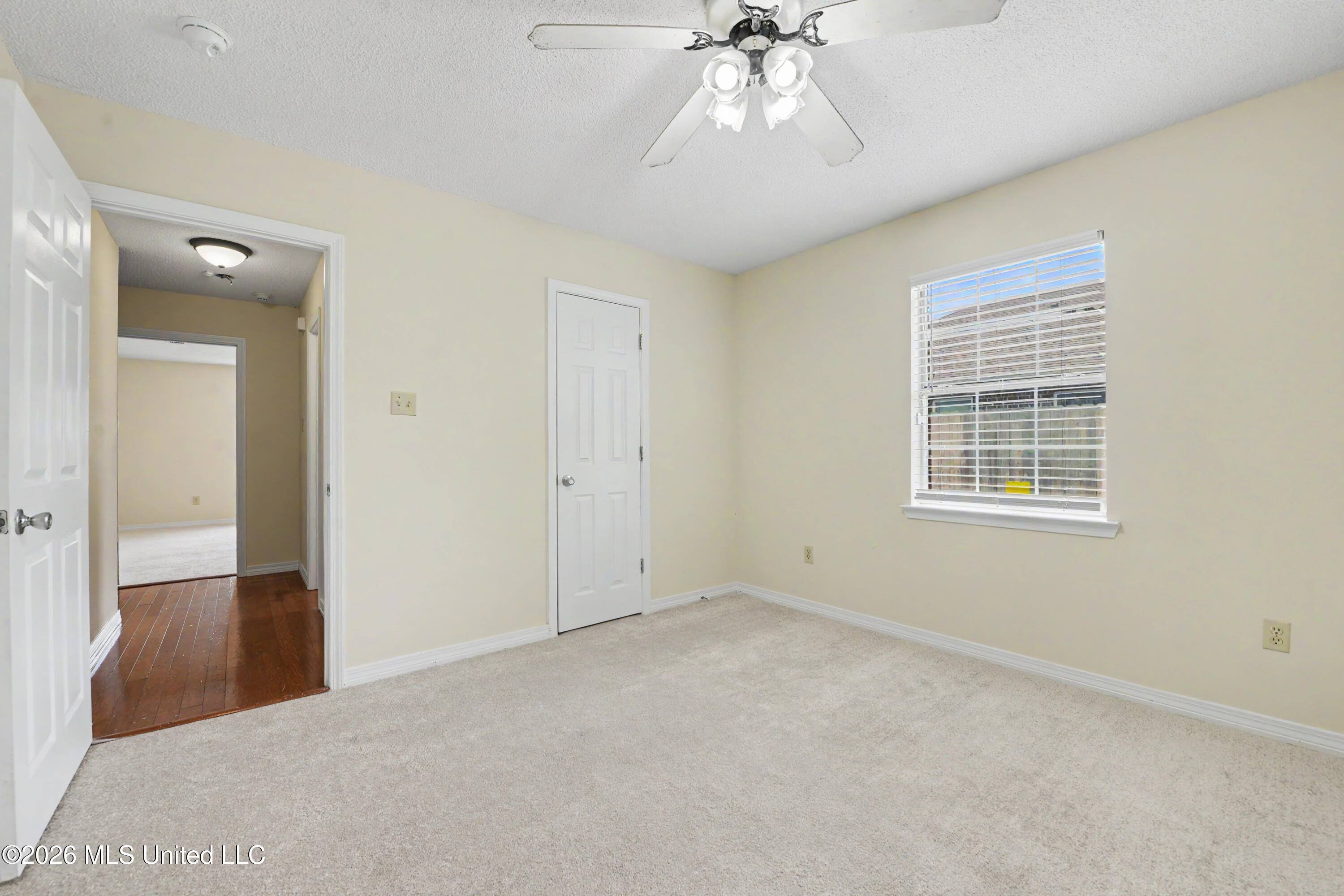 3304 N 8th Street Property Photo 18