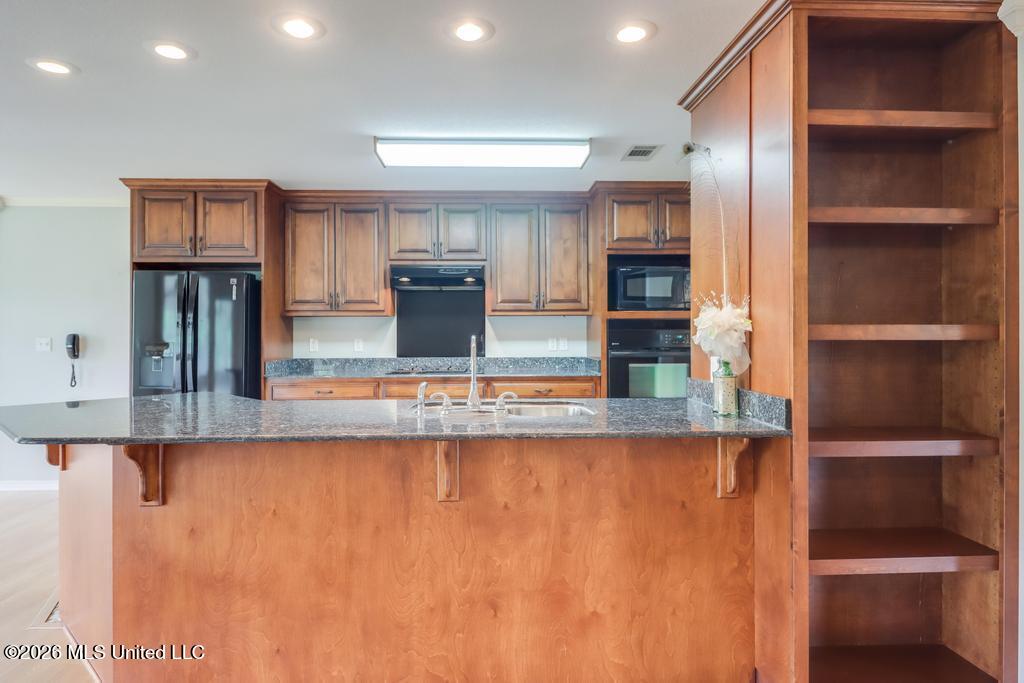 14101 Lemoyne Boulevard Property Photo 14