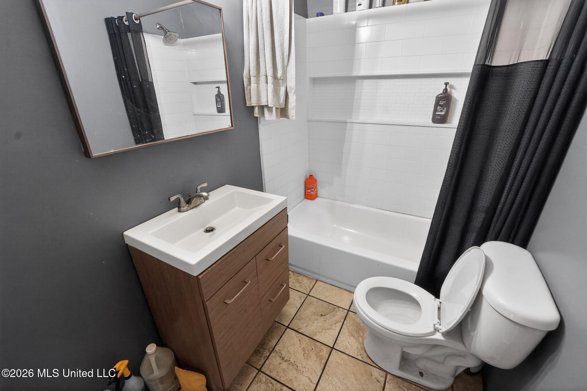 838 S Main Street Property Photo 26