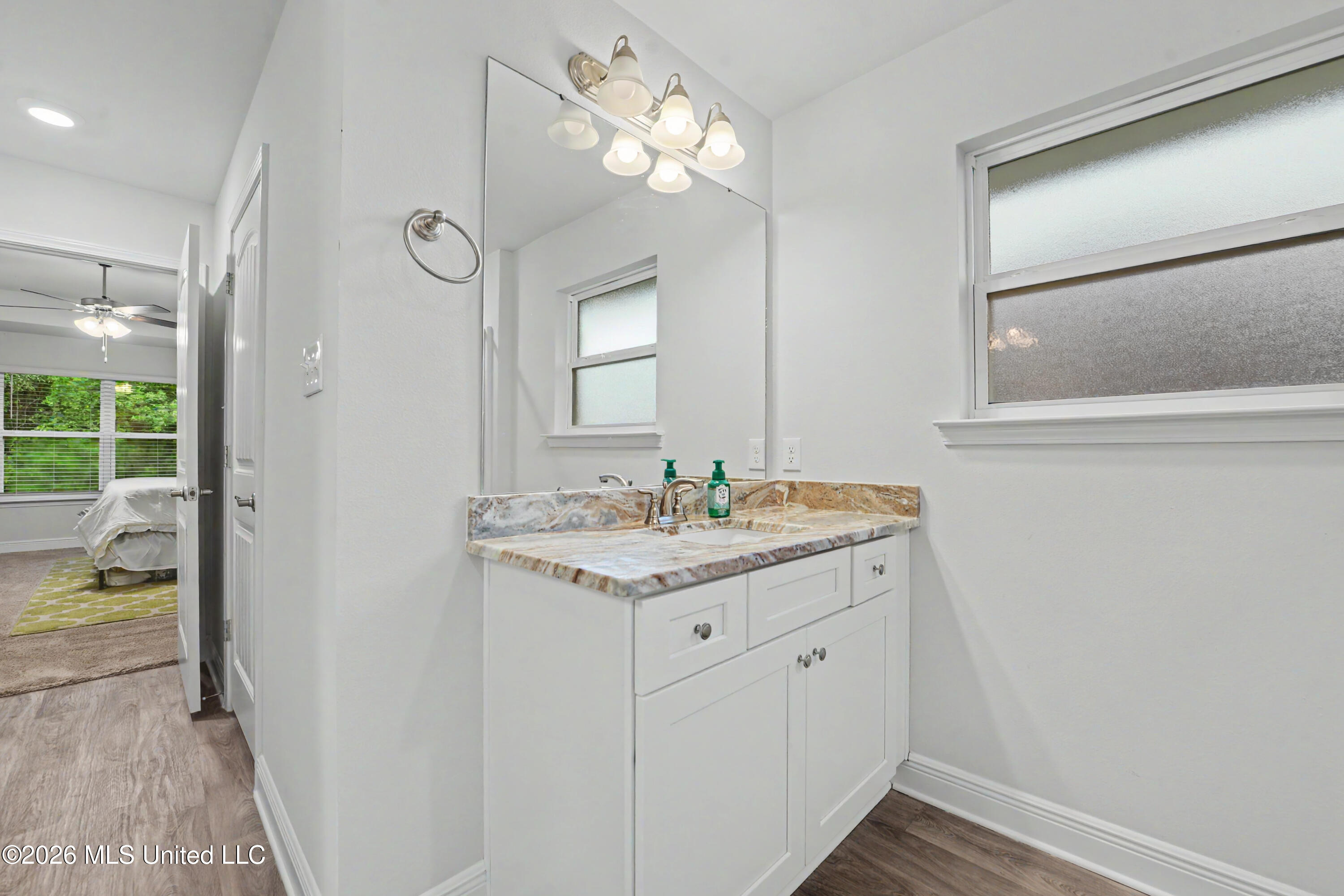 6223 Roxanne Way Property Photo 16