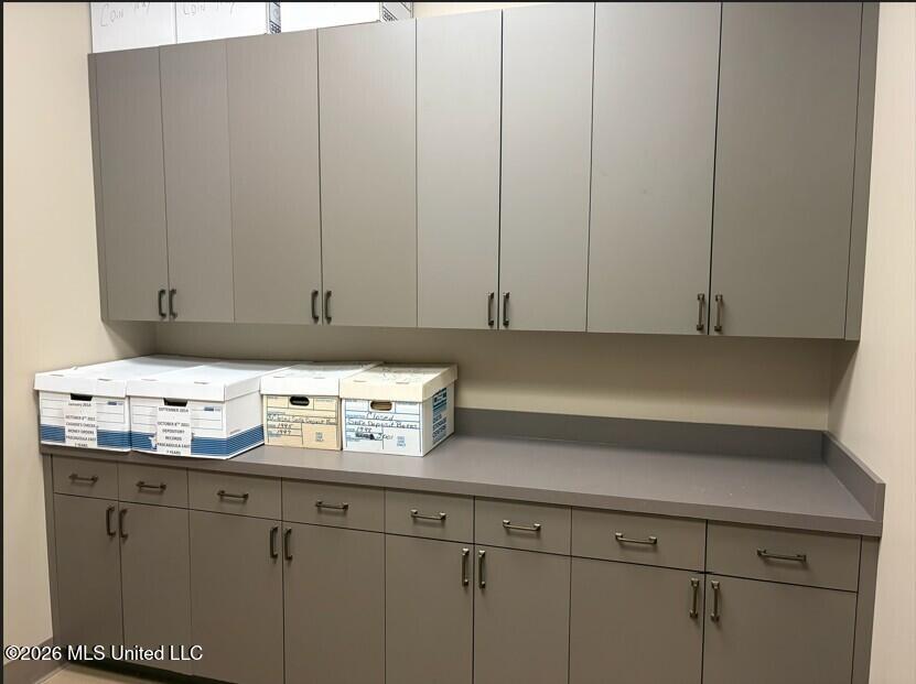 1010 Denny Avenue Property Photo 6