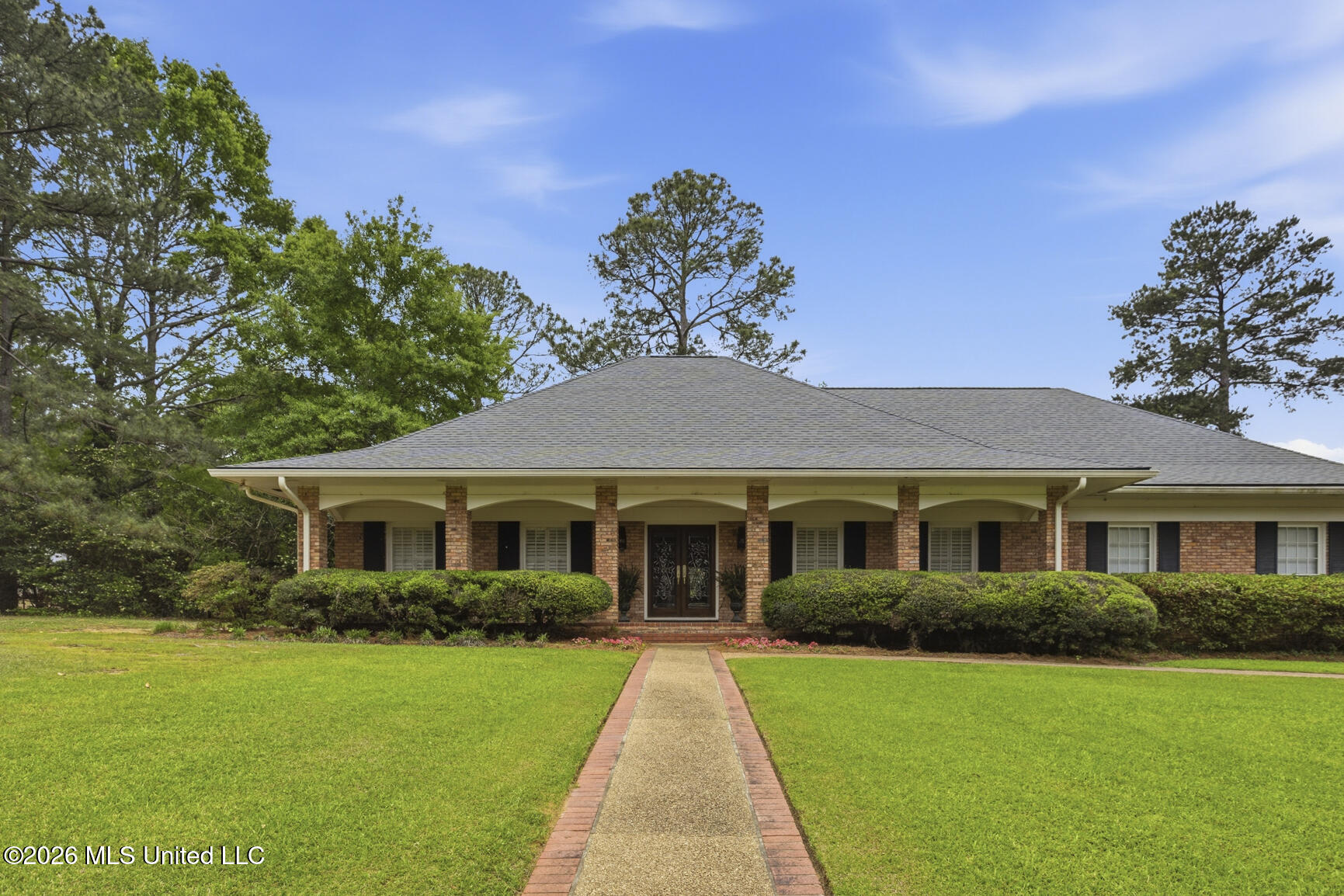 235 Brae Burn Drive Property Photo 2