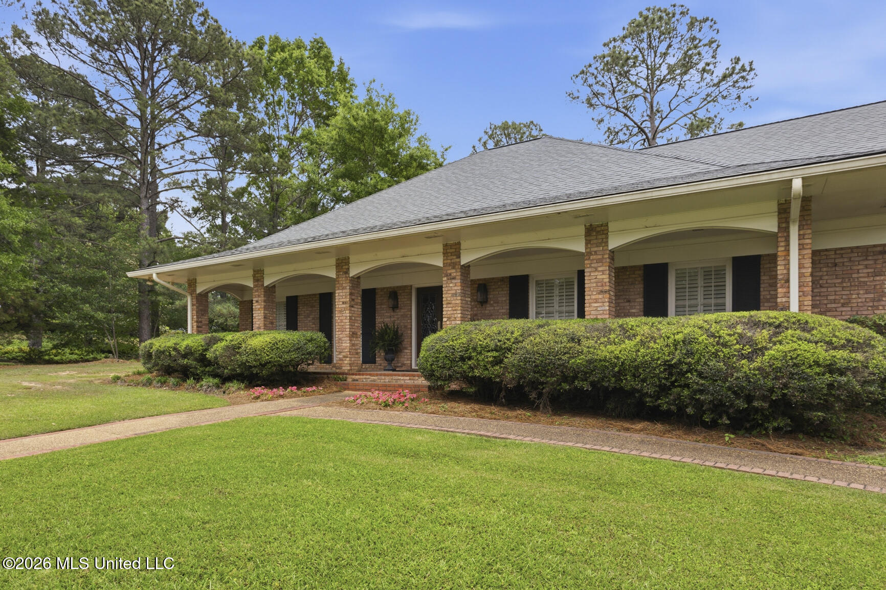 235 Brae Burn Drive Property Photo 4