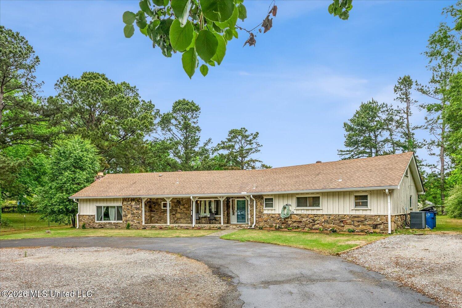 9350 College Road Property Photo 6