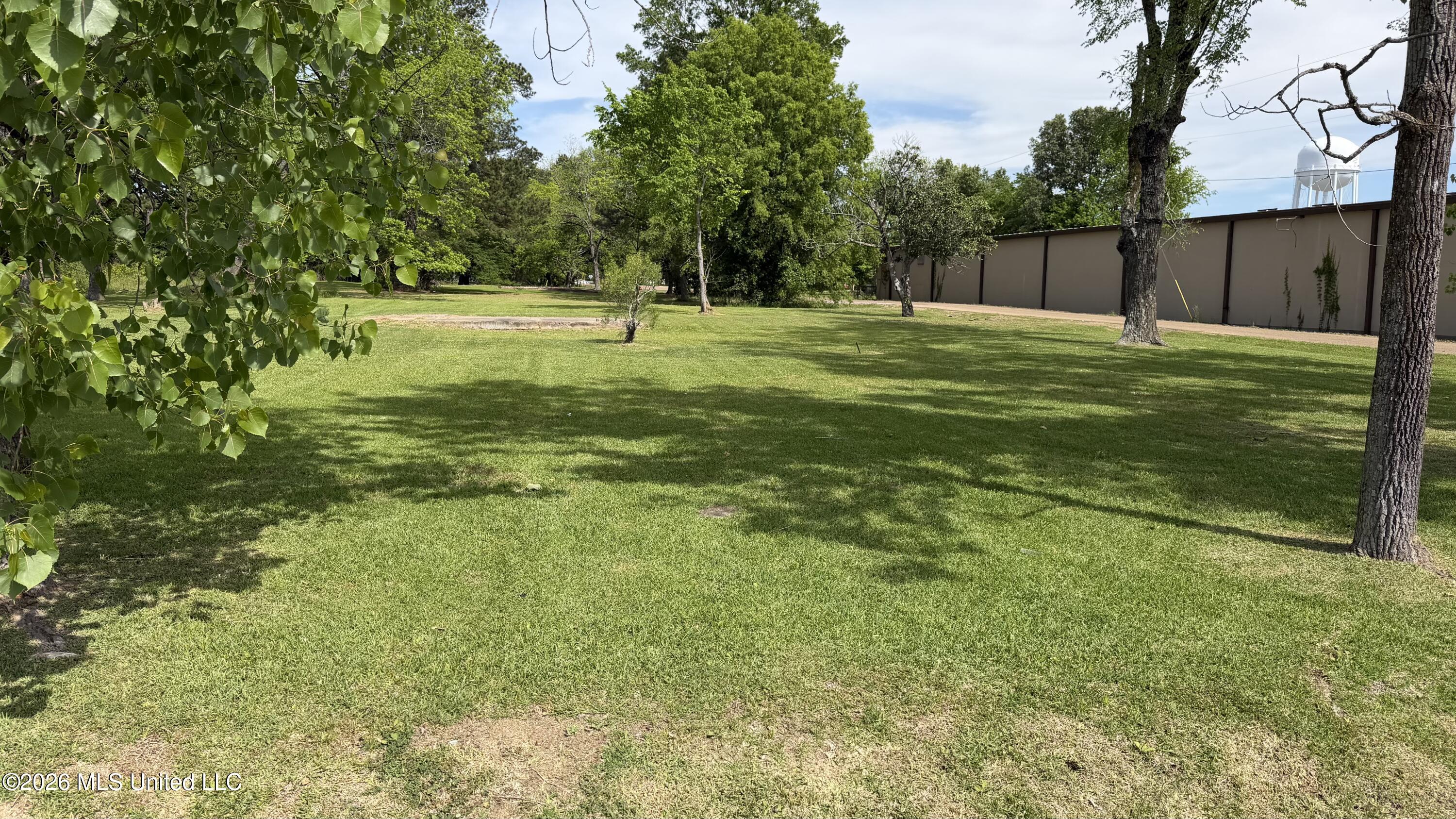 368 W 4th Street Property Photo 2