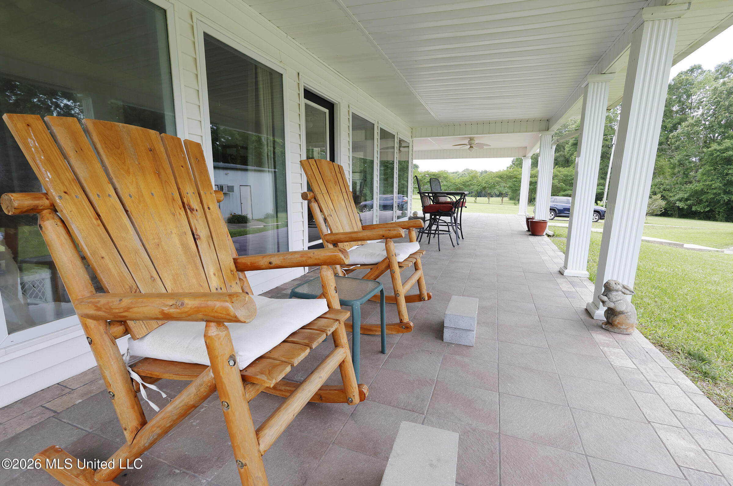1024 Walker Lane Property Photo 2