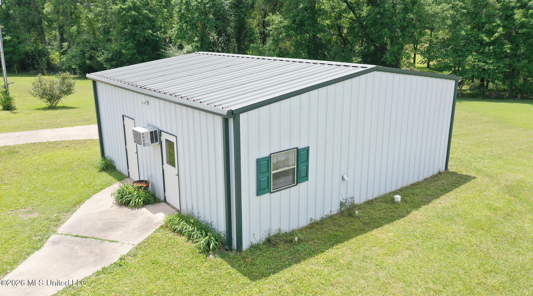 1024 Walker Lane Property Photo 17