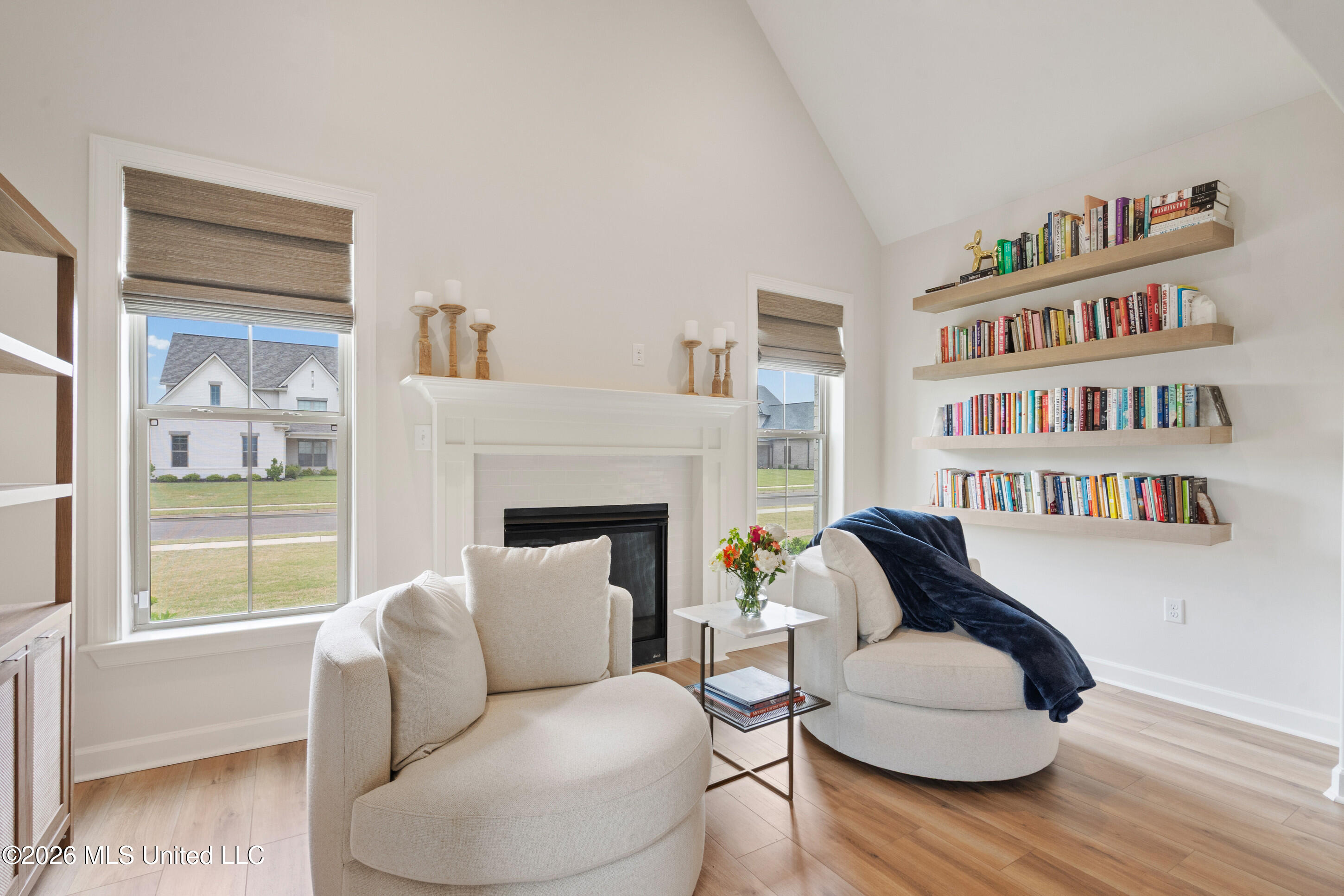 813 Hawkeye Street Property Photo 16