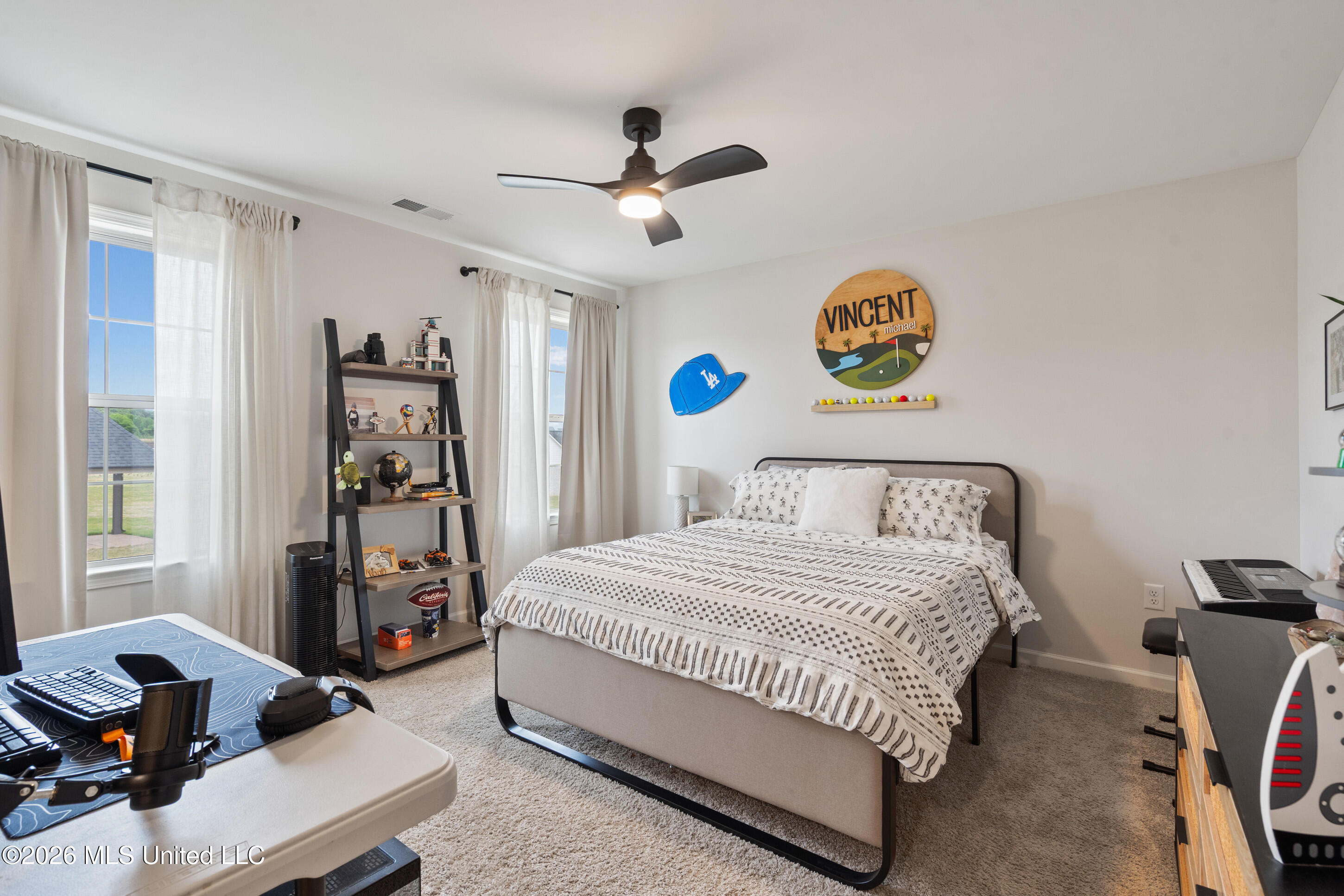 813 Hawkeye Street Property Photo 25